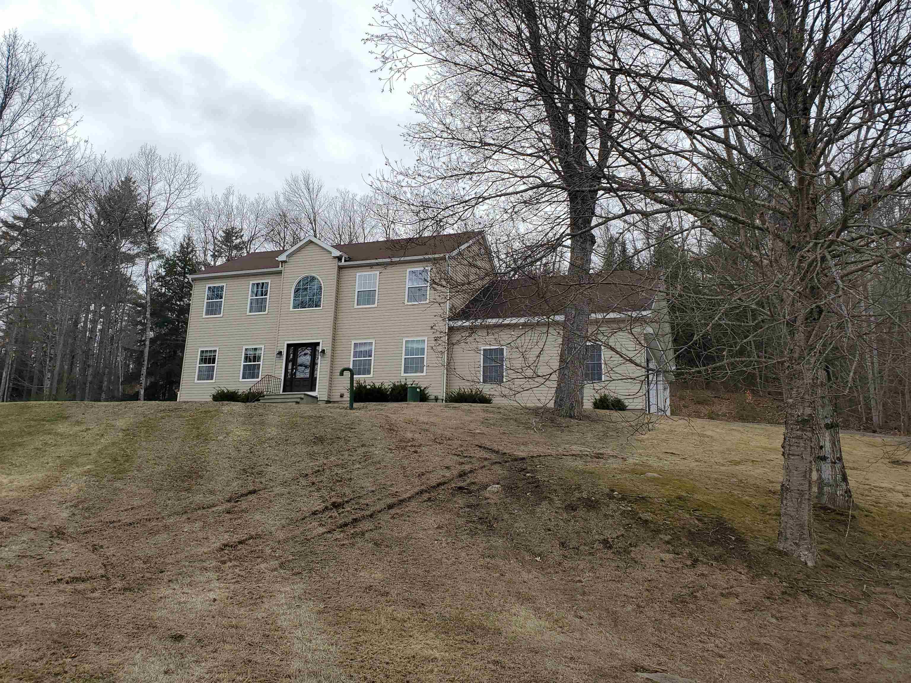 Photo of 10 Dyer Lane Canaan NH 03741