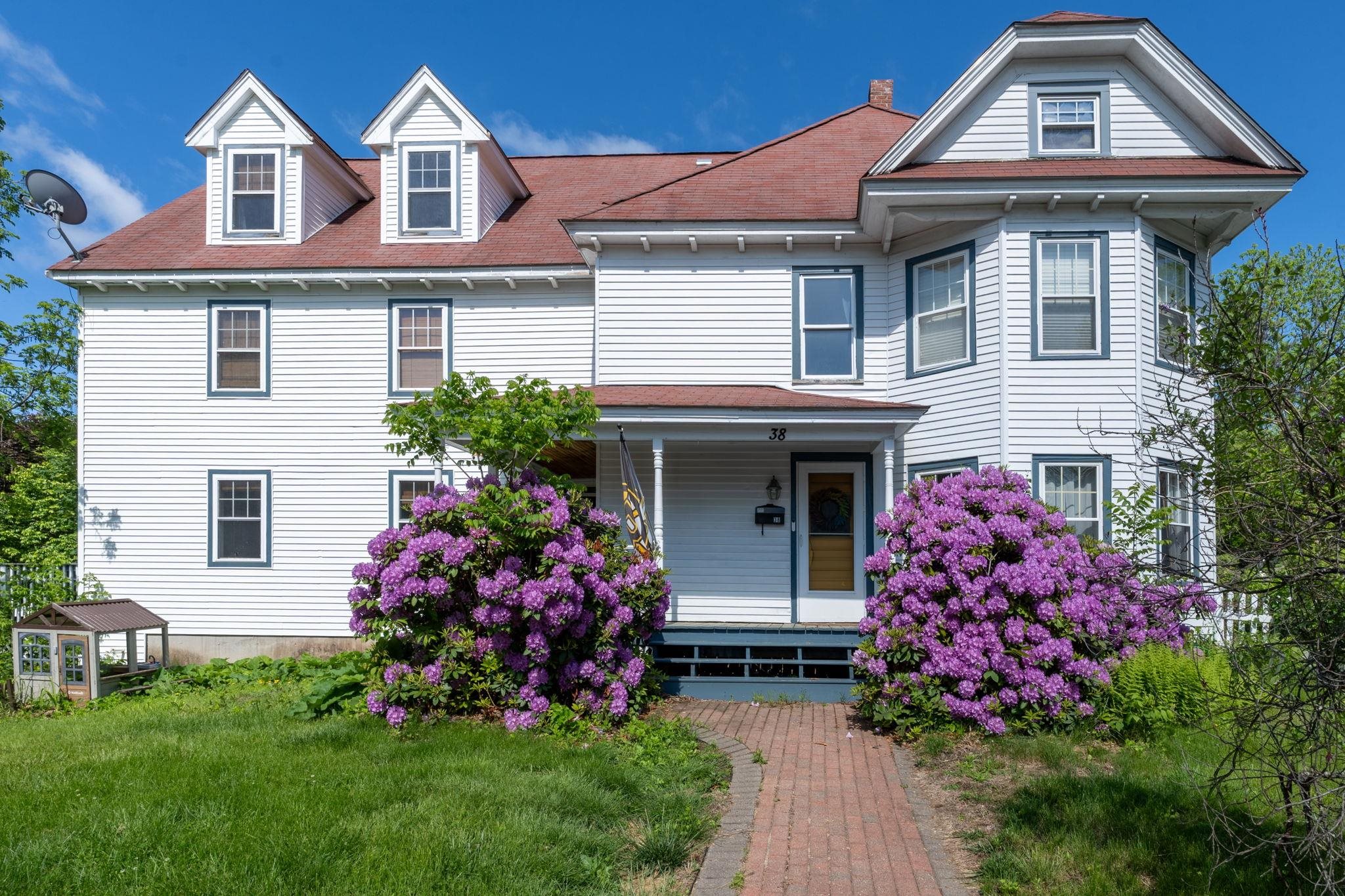 MLS 5048382: 38 High Street, Derry NH