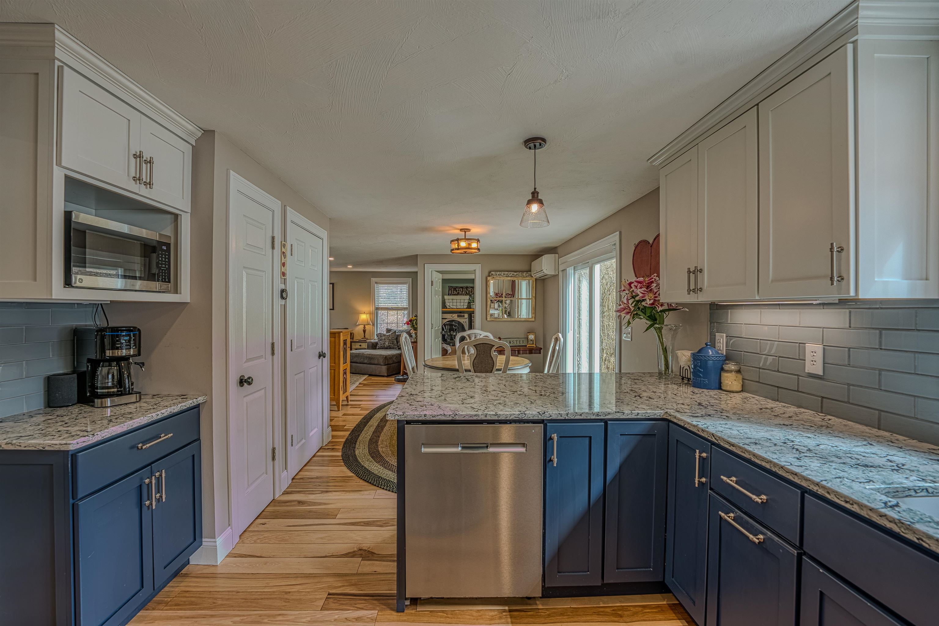 Kitchen open to dinging area