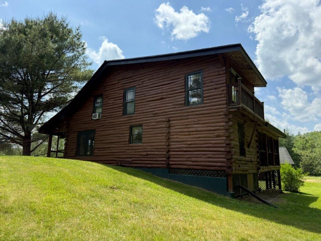 Side View With Dormer 23526929