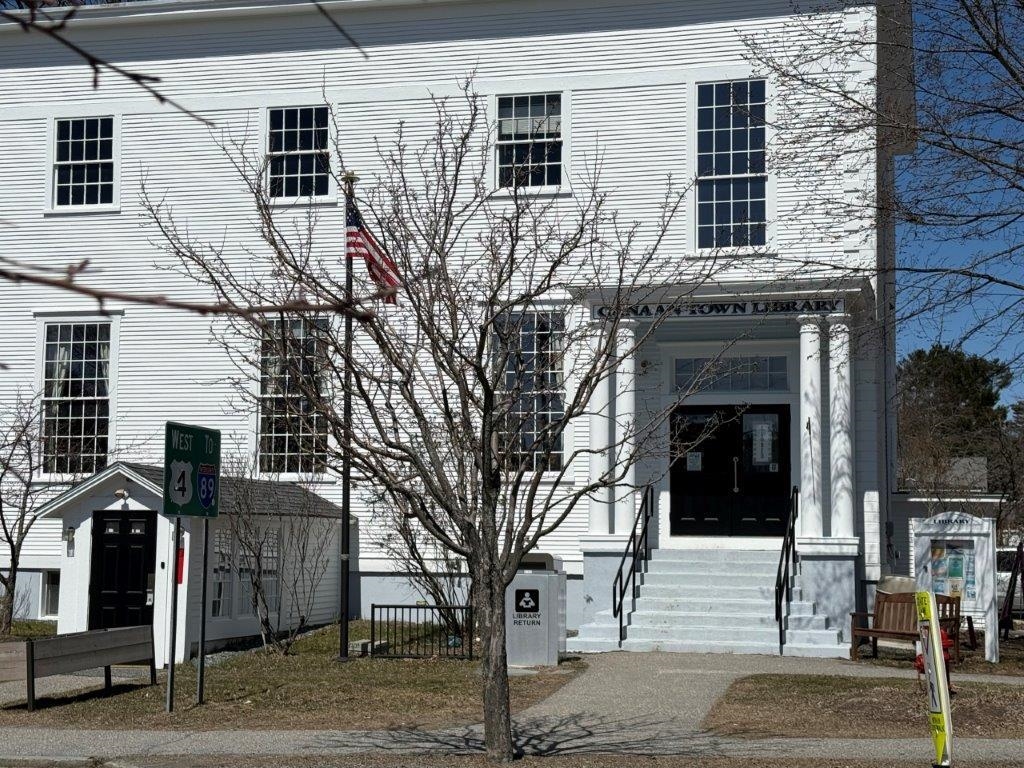 Modern Library 23527437