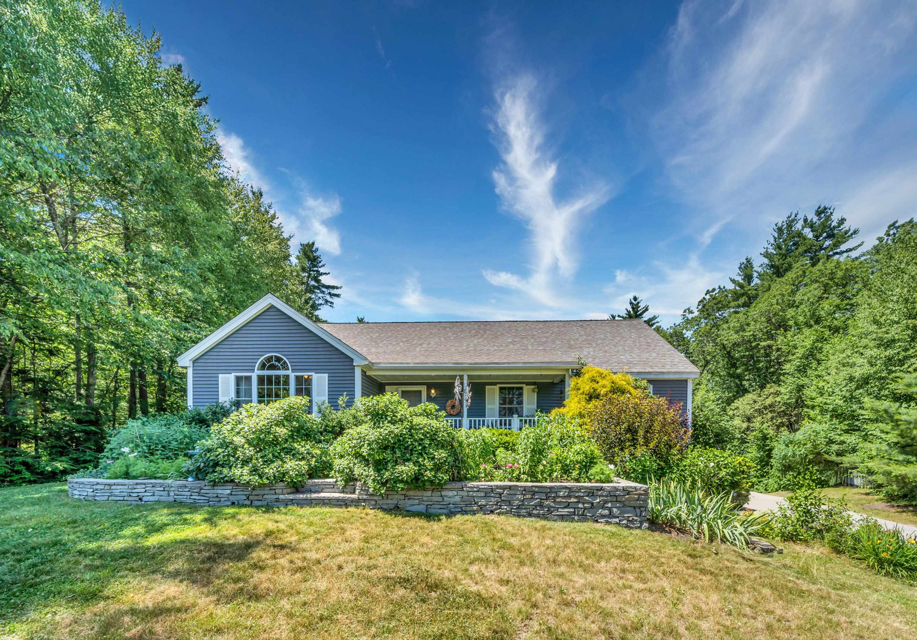 Photo of 11 Rellas Ridge Kingston NH 03848