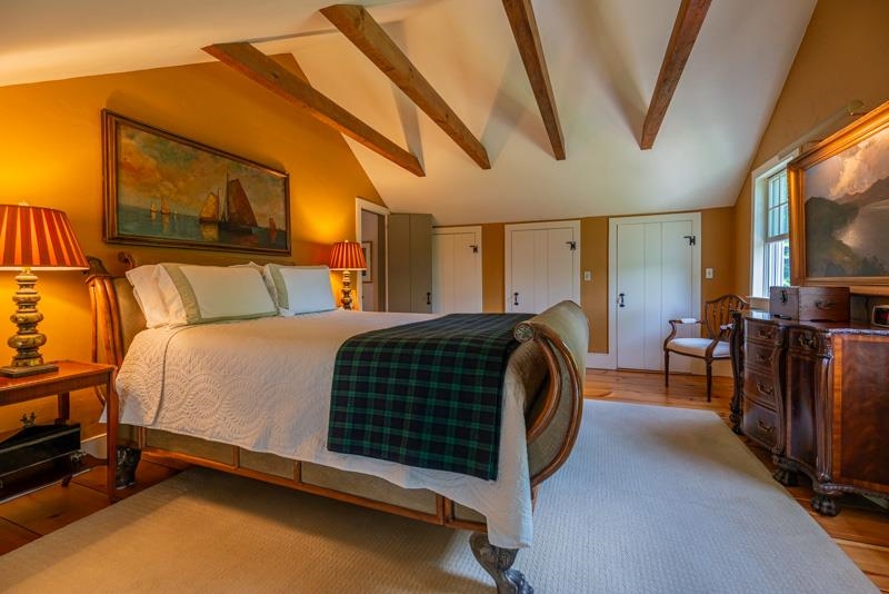 Main House Primary Bedroom