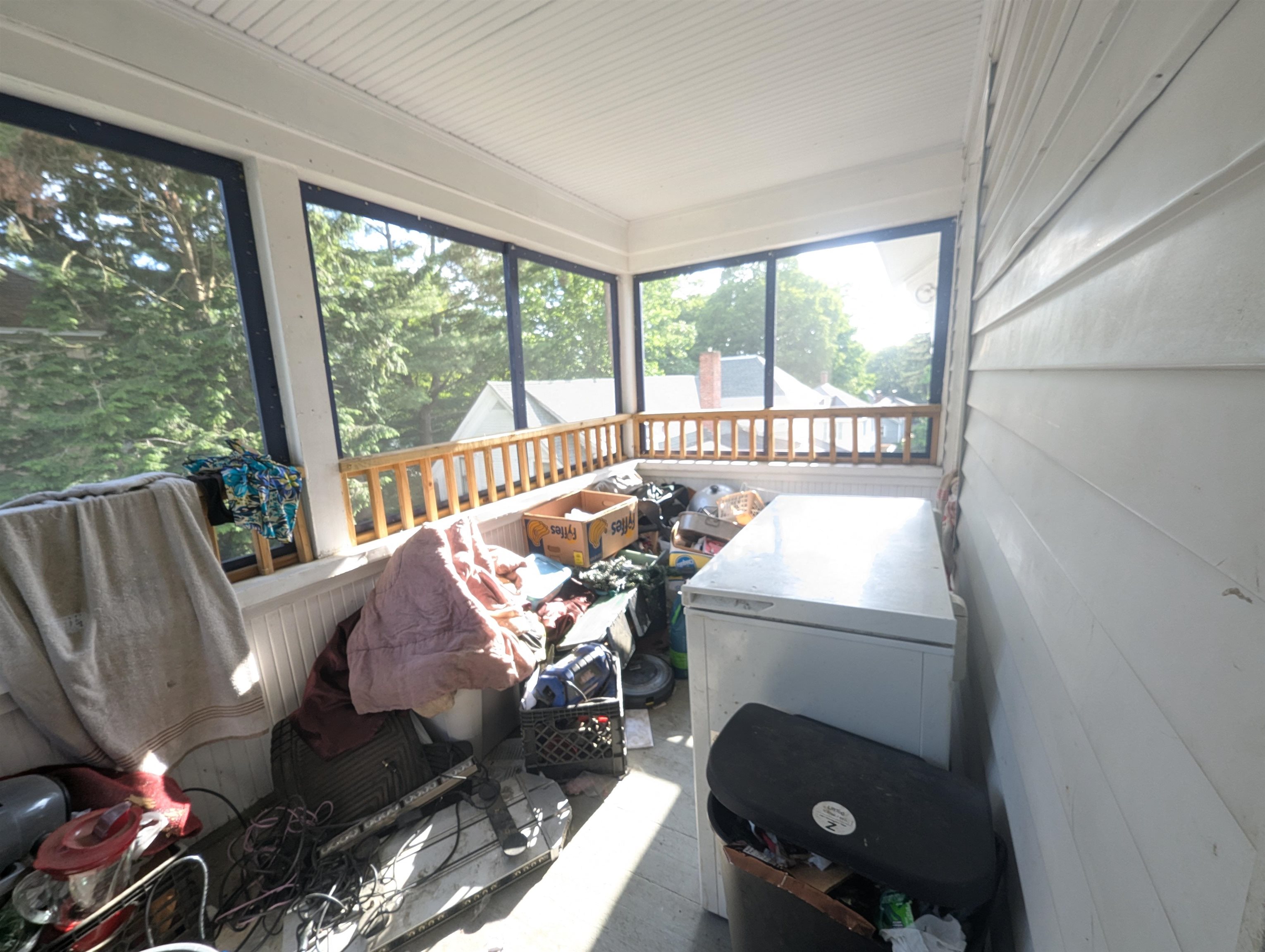 46 A - Porch