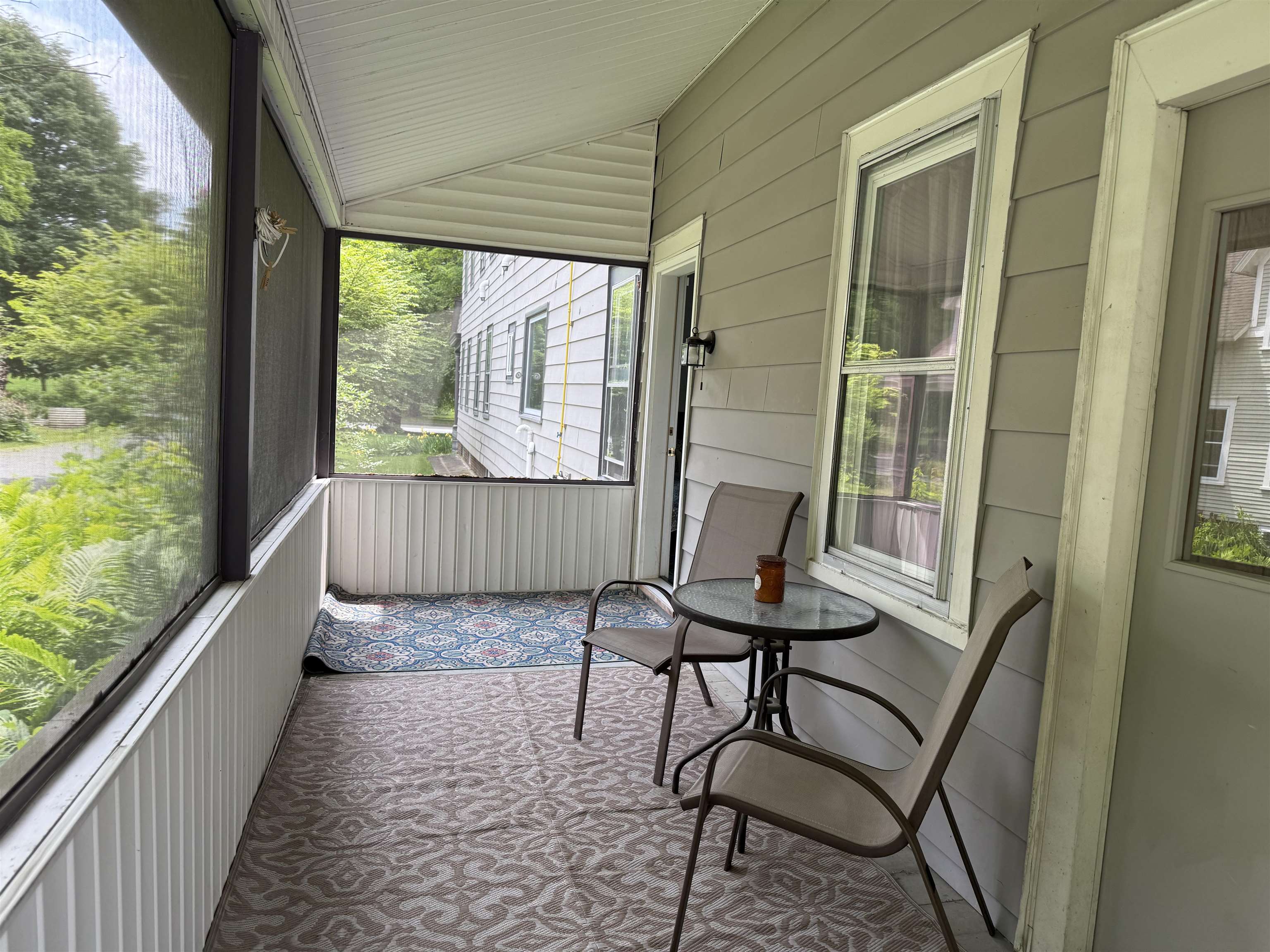 Screened in side porch