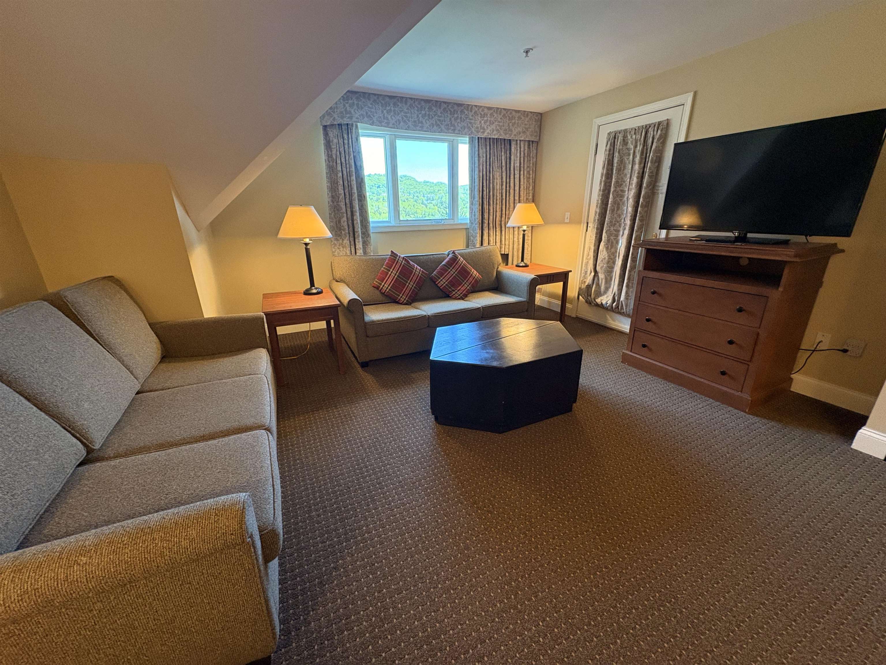 Dover VT Condo for sale $23,950 $36 per sq.ft.