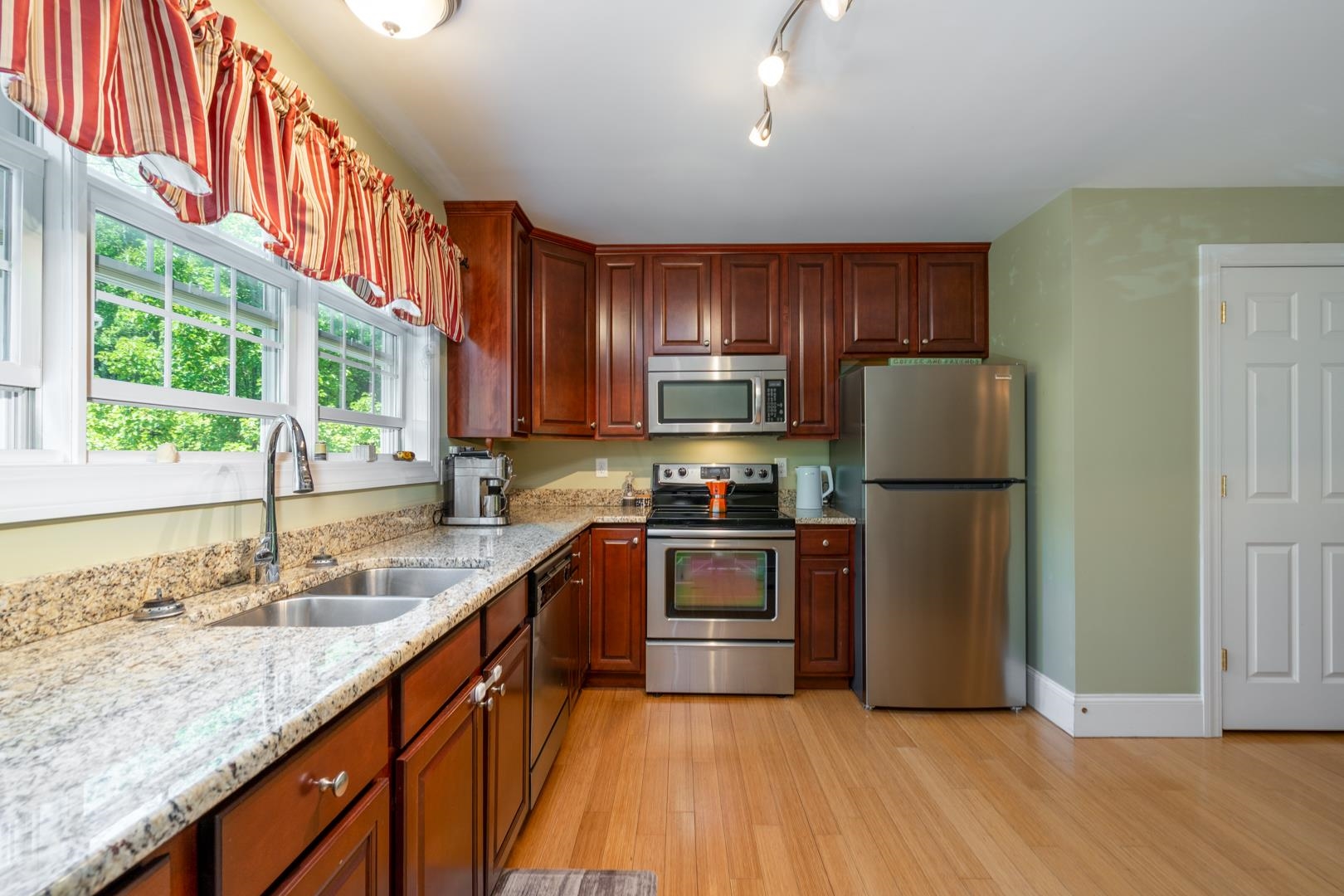 MLS #5049566 image #6