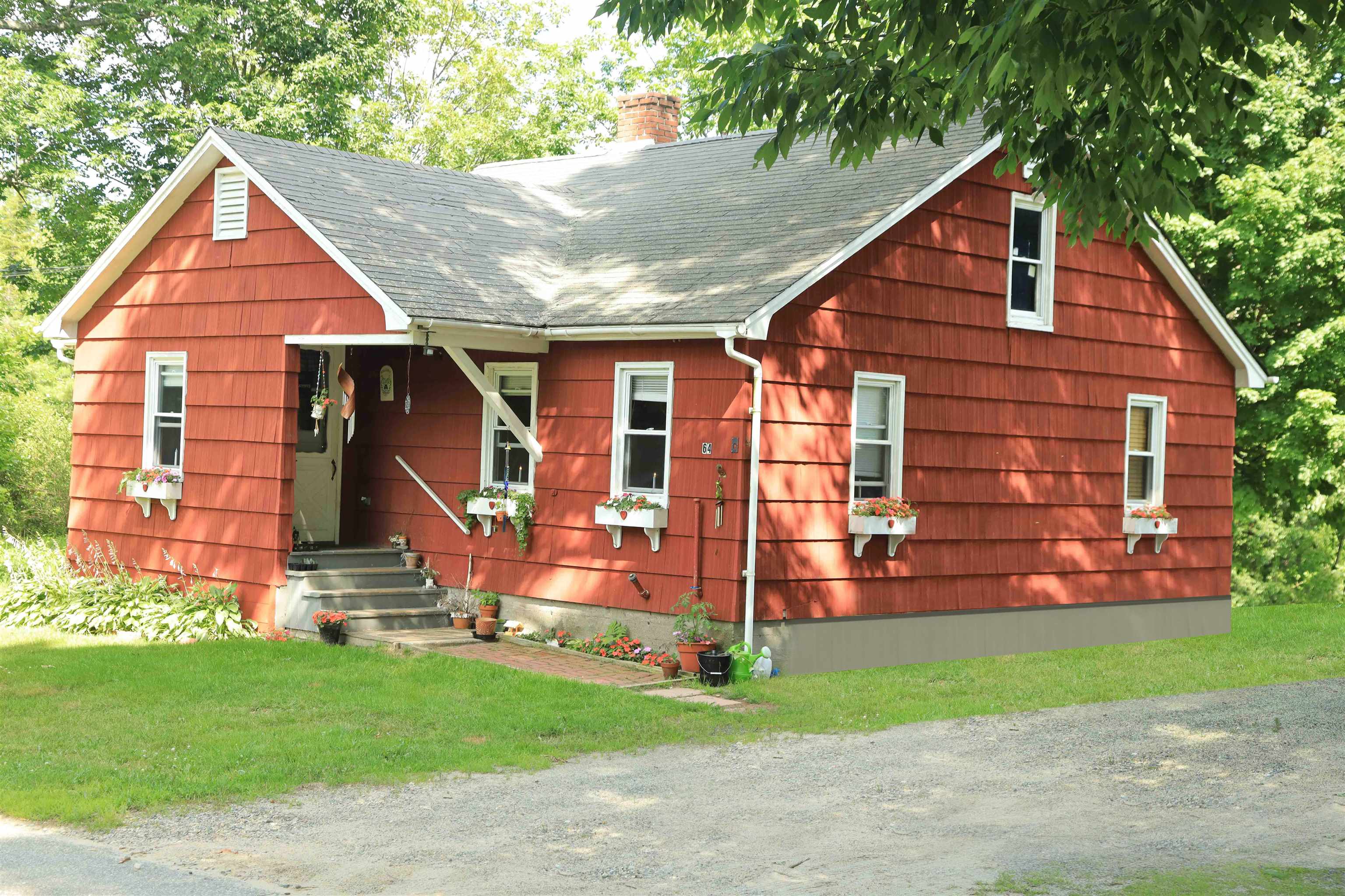 Photo of 64 Morgan Hill Road New London NH 03257