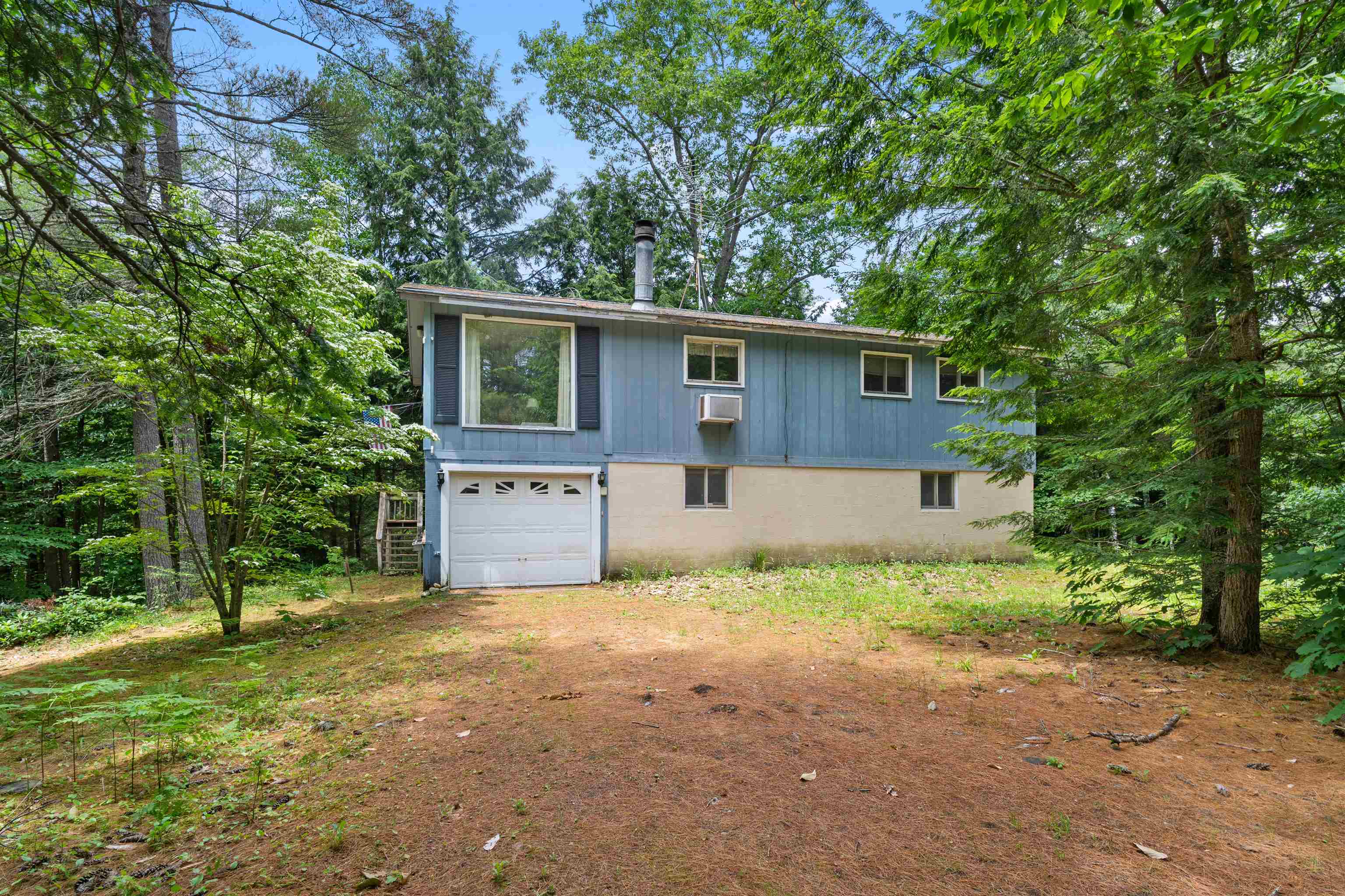 Photo of 70 Meredith Lane Barnstead NH 03225
