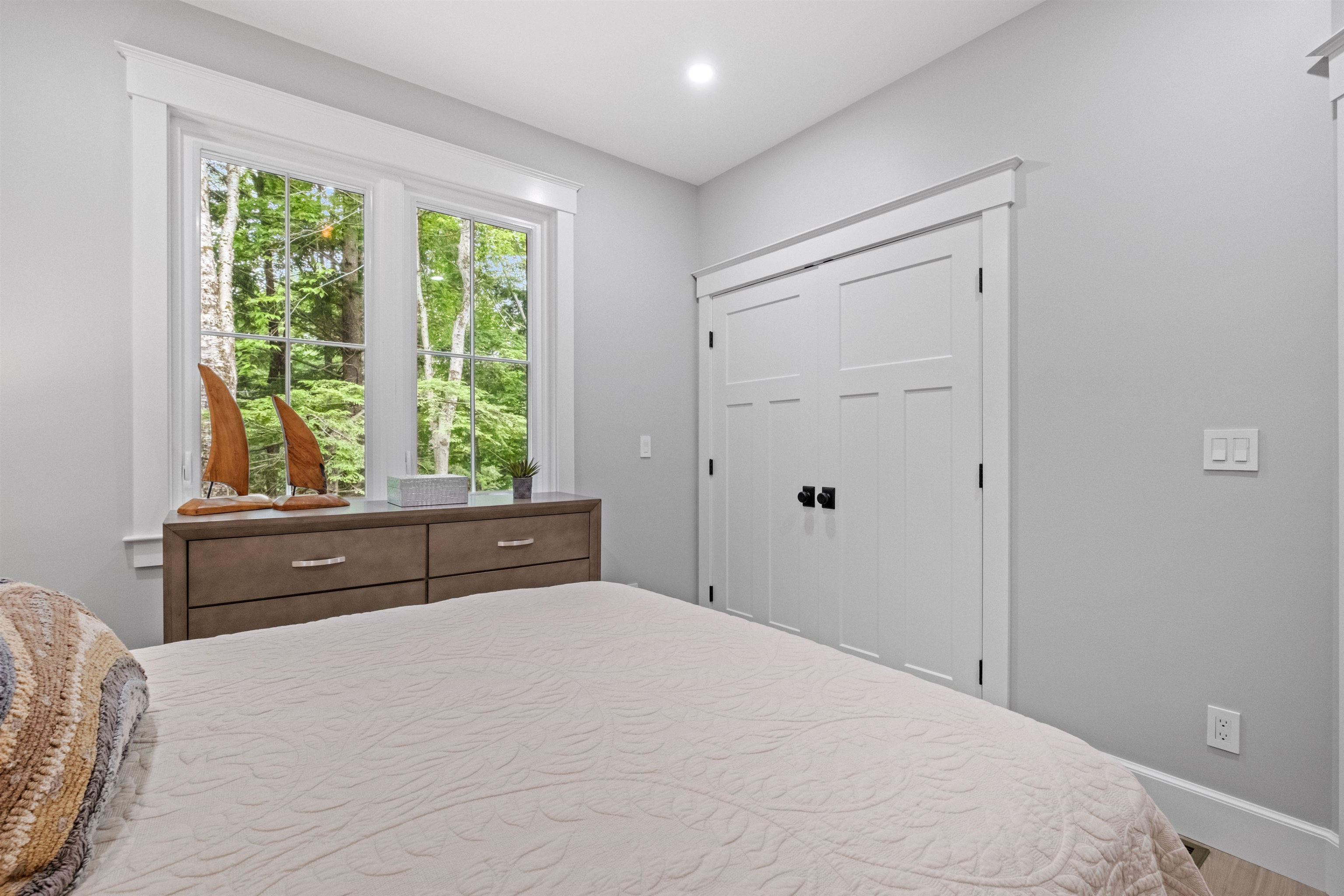 Guest bedroom 2