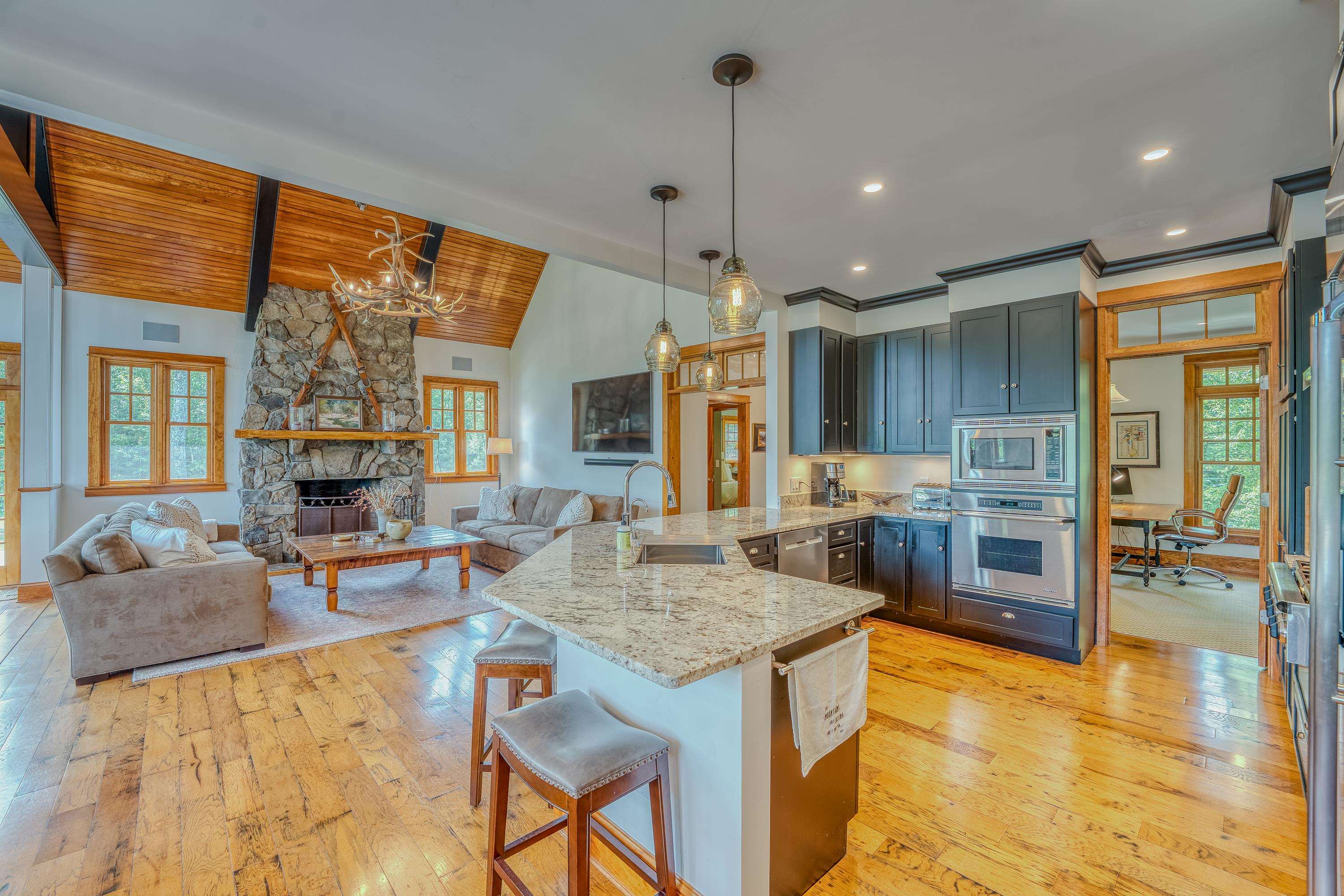Spacious And Well Appointed Kitchen