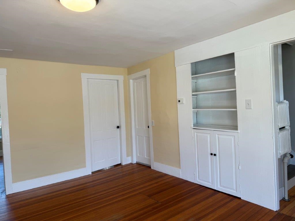 Built Ins 23557222