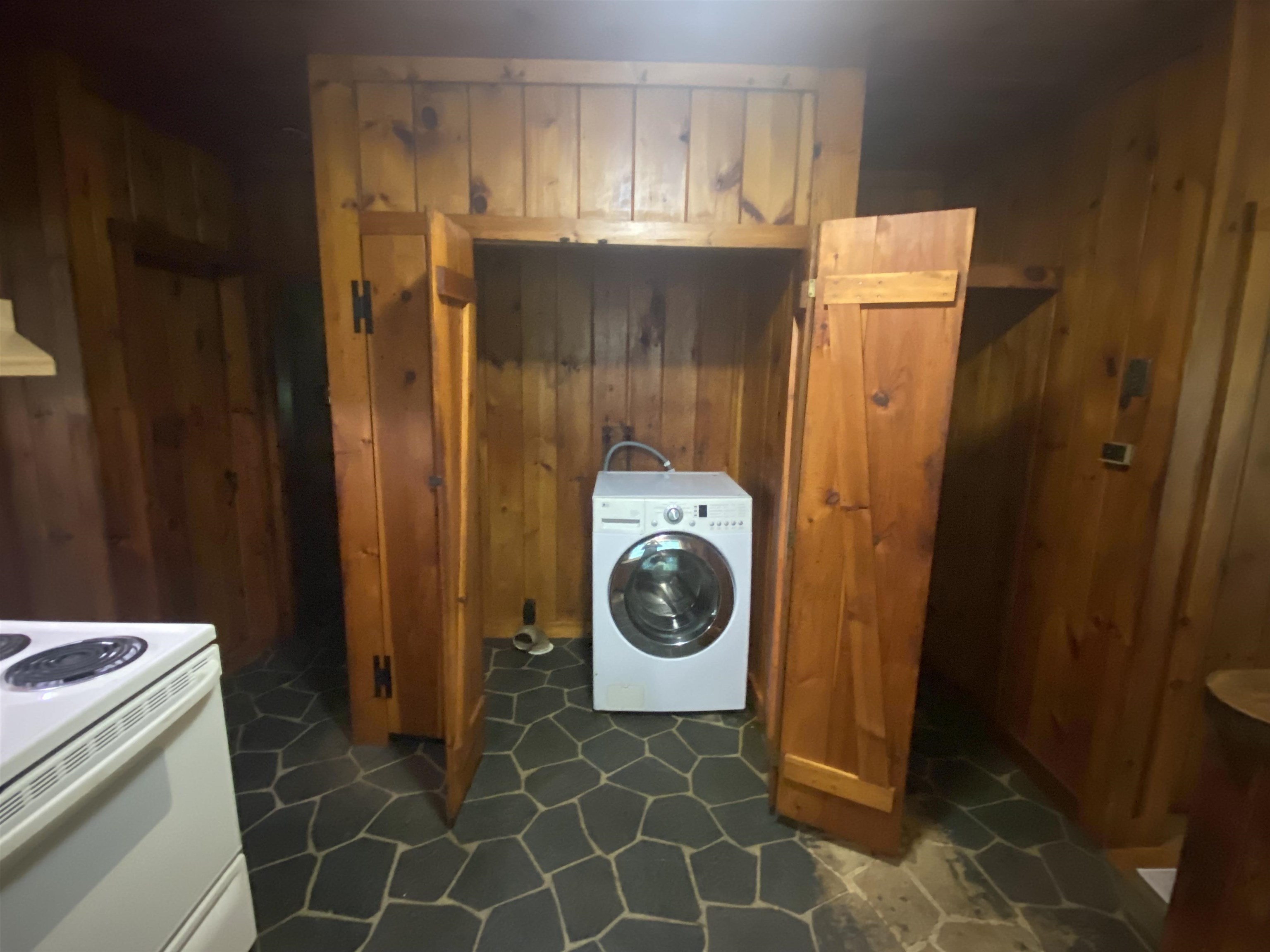 Photo 16 of 37