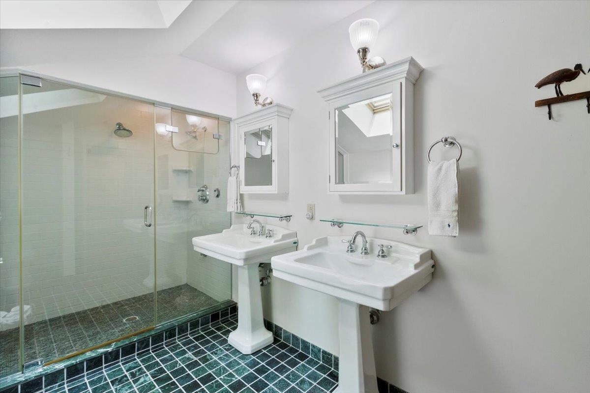 Primary suite bath