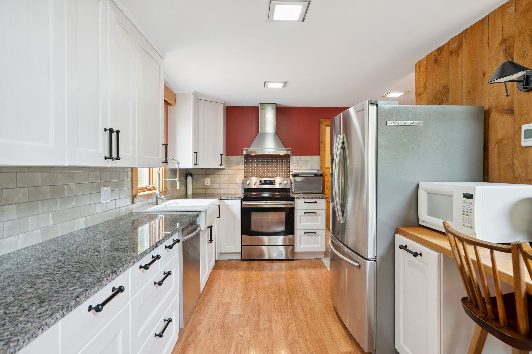 Level 2 Kitchen