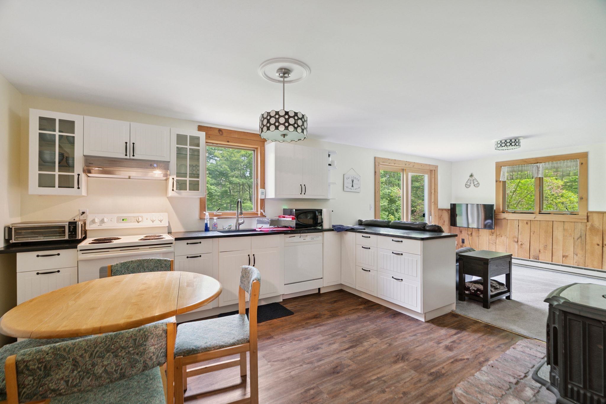 Level 1 Kitchen
