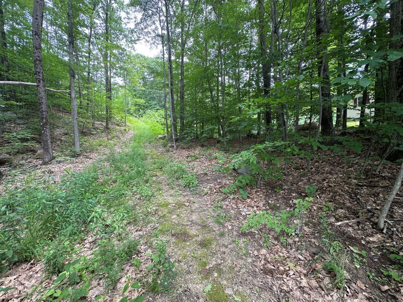 Access Rd 30 ft from paved street
