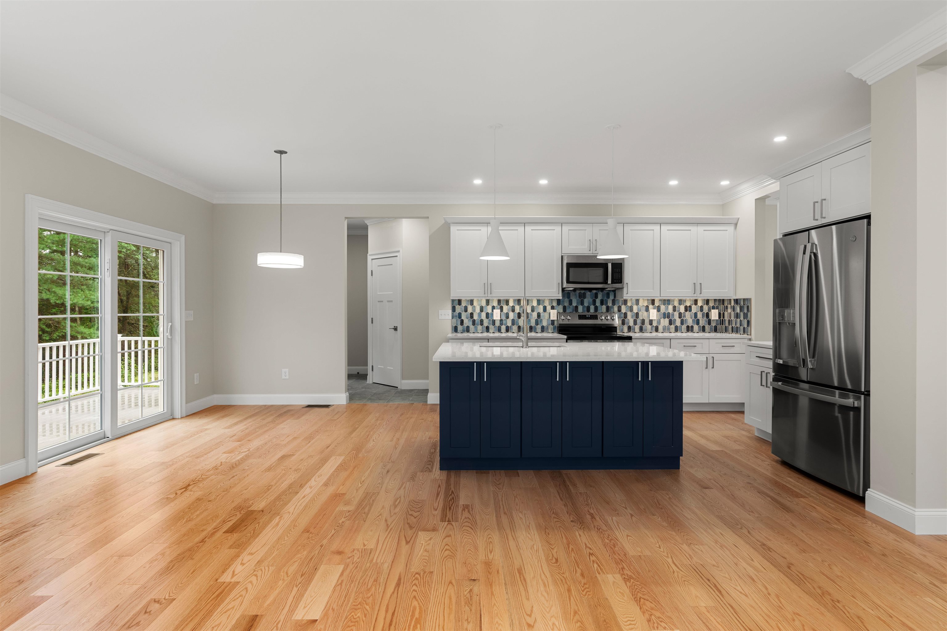Kitchen with breakfast nook