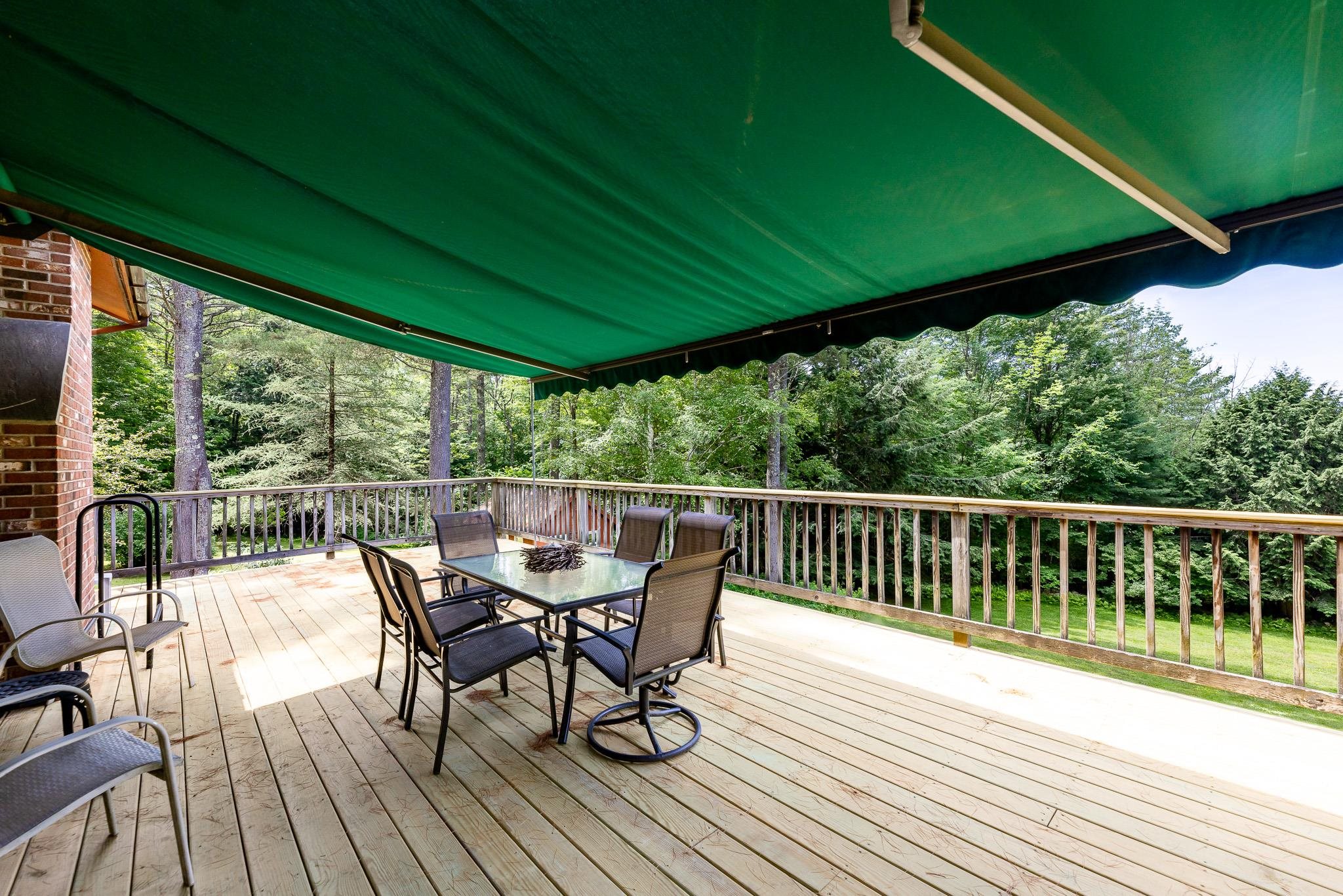 Deck with Awning extended 23650141