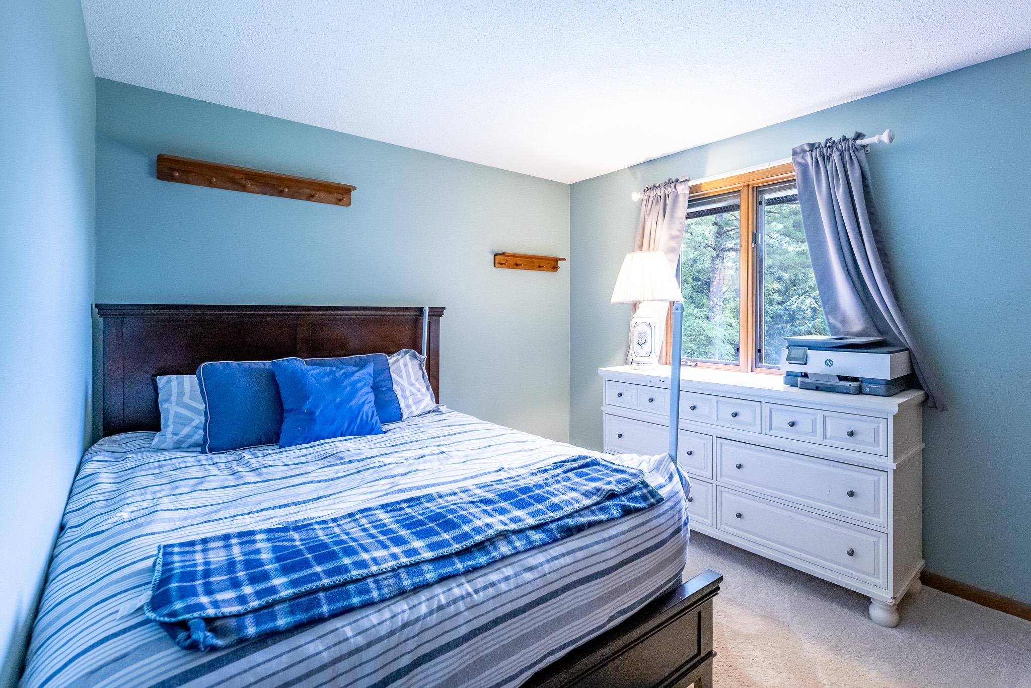 2nd Bedroom 23650146