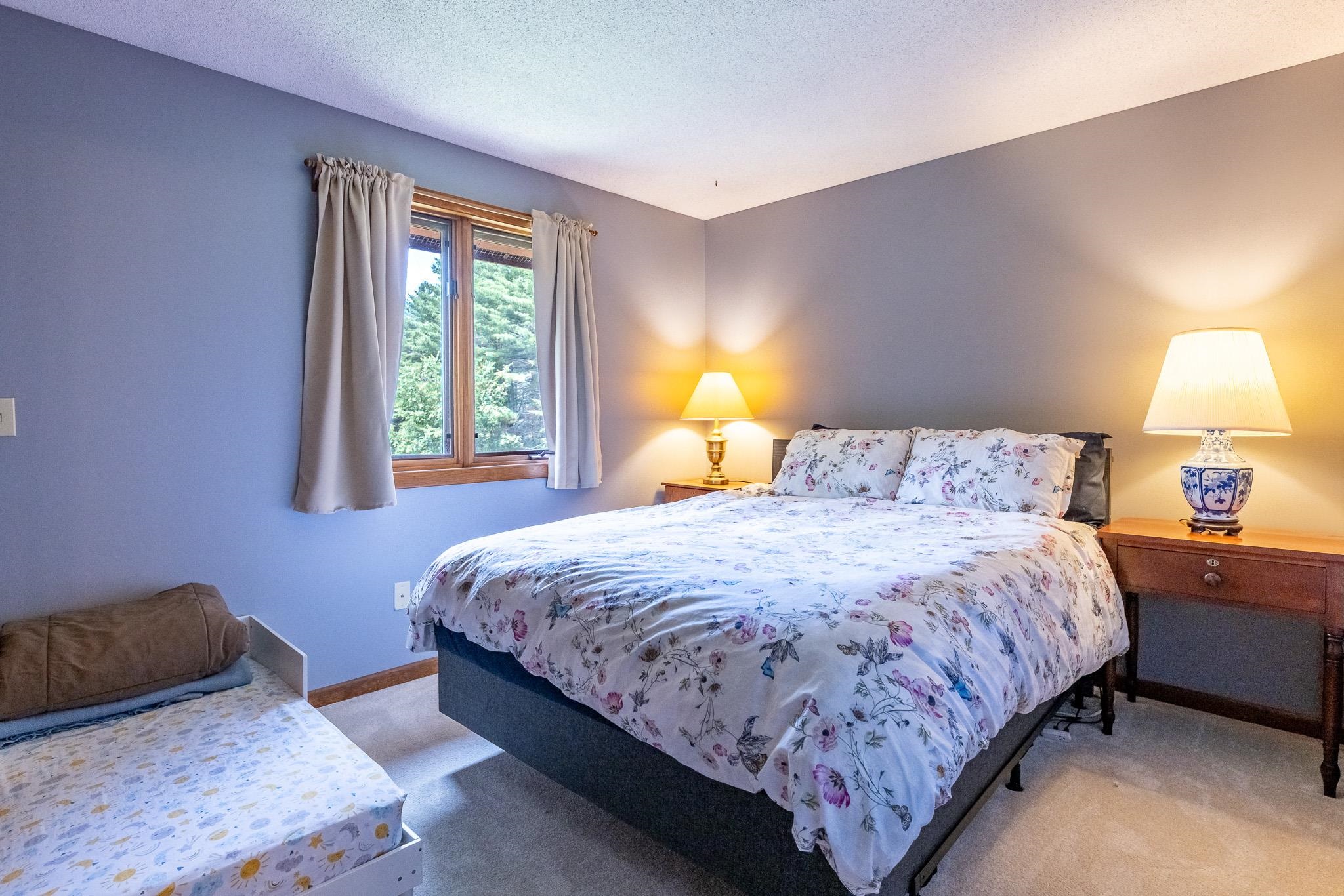 3rd Bedroom 23650147