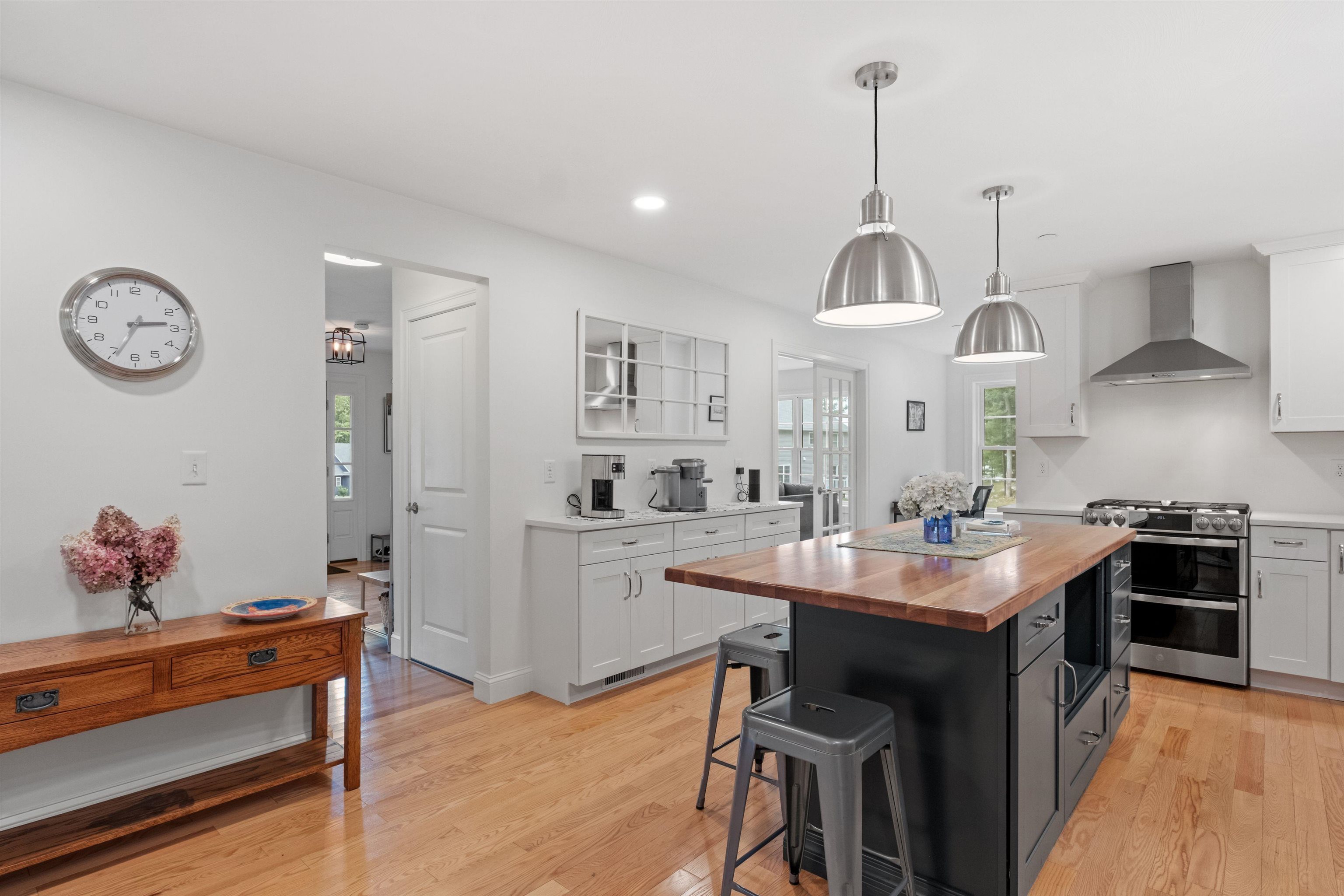 Beautiful Kitchen Perfect for Any Chef