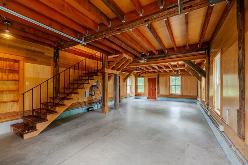 Post & Beam Barn