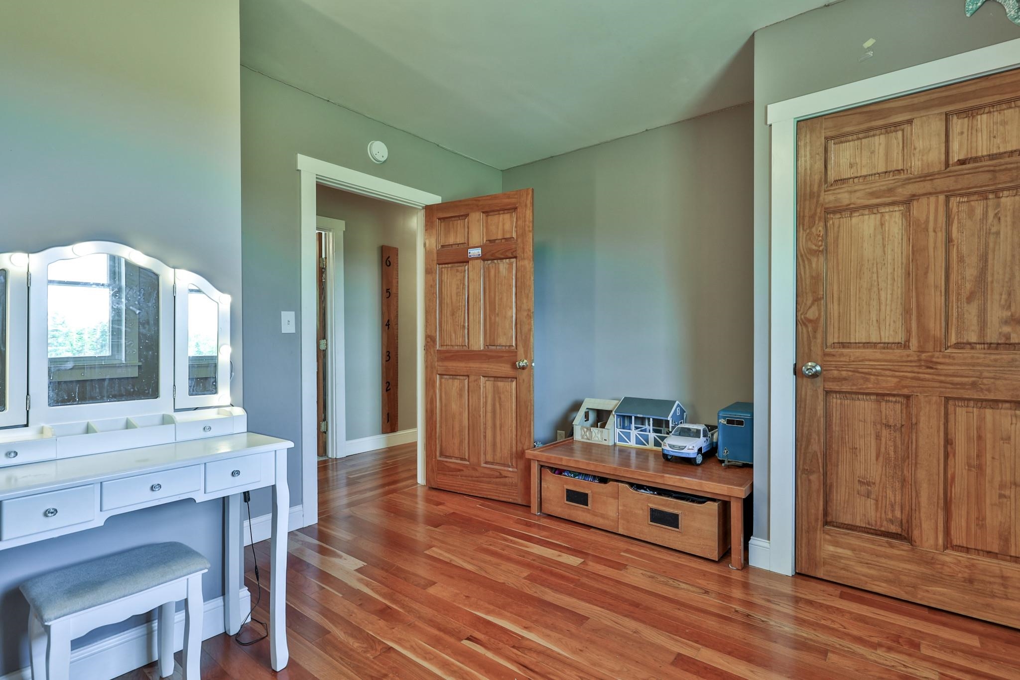 Bedroom desk and closet