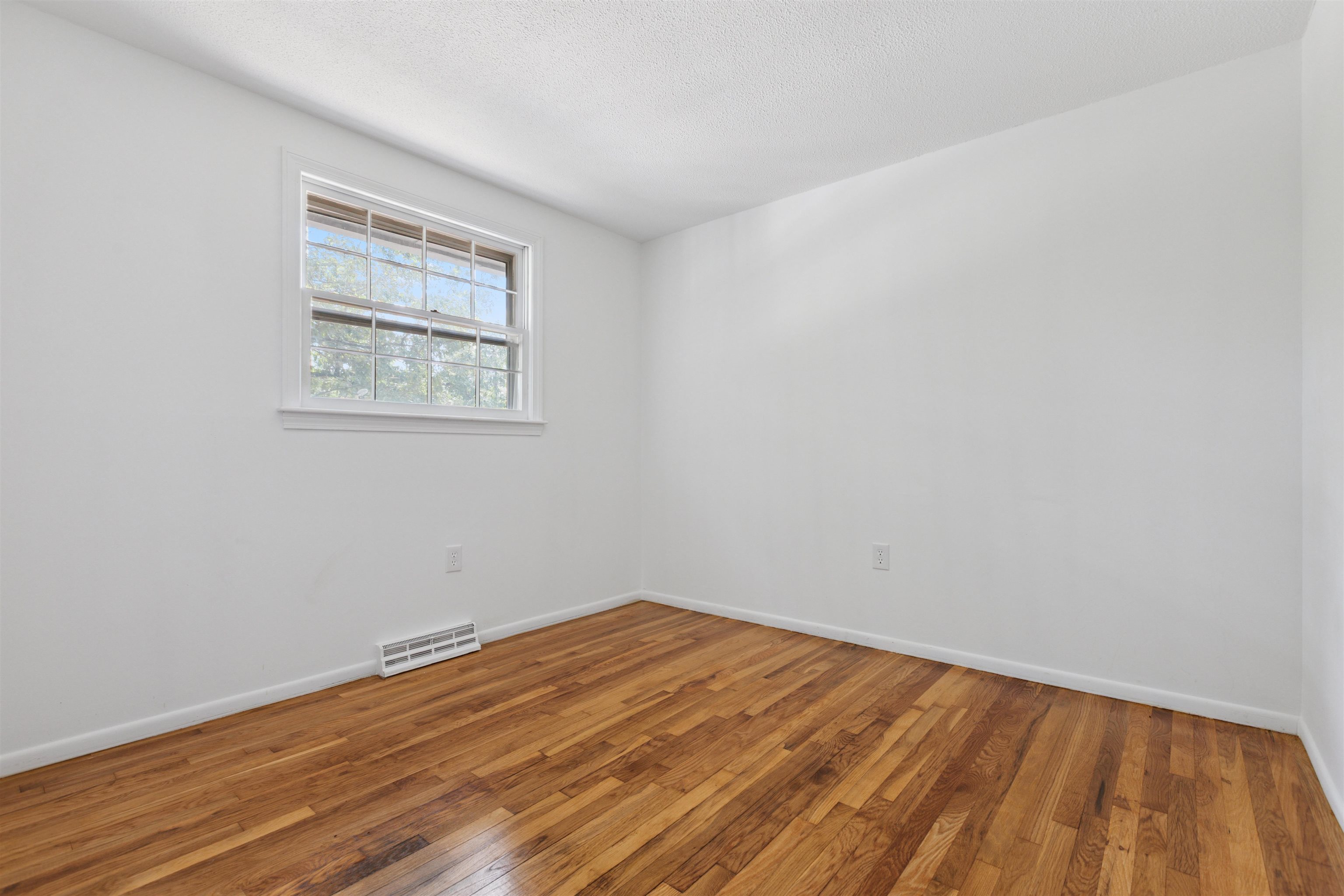 Bedroom #1