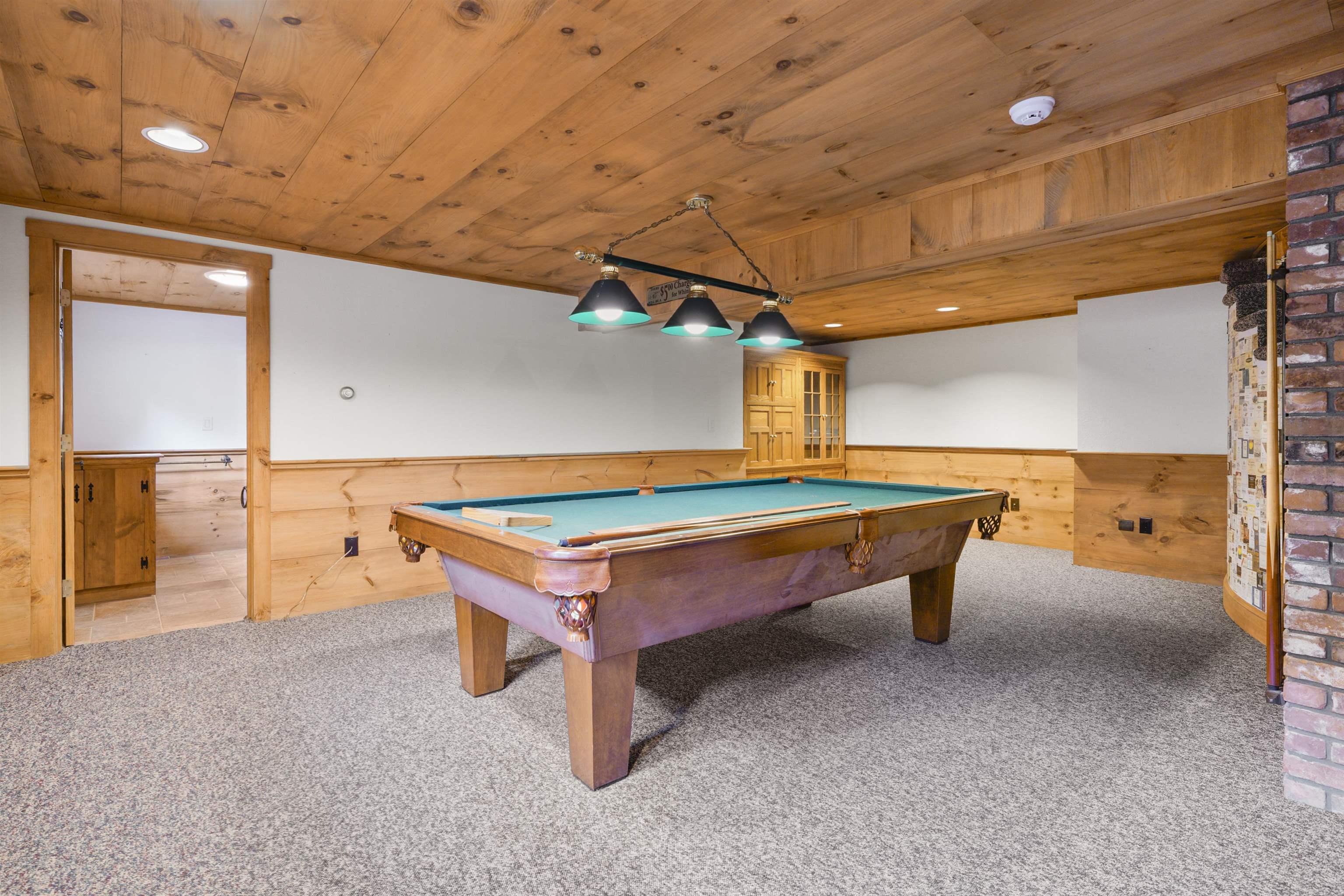 pool table lower level
