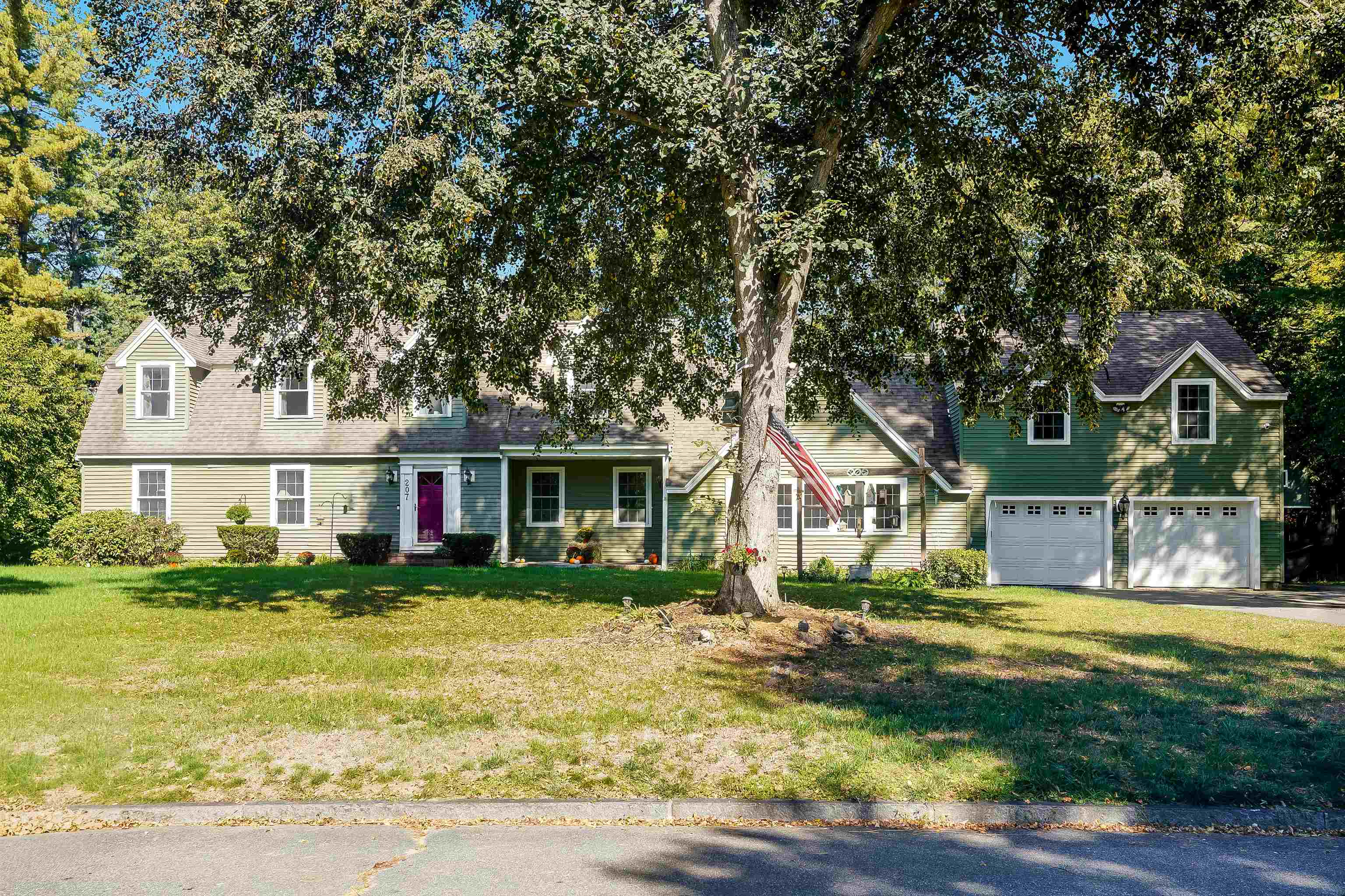 MLS 5054022: 207 Oak Ridge Road, Plaistow NH