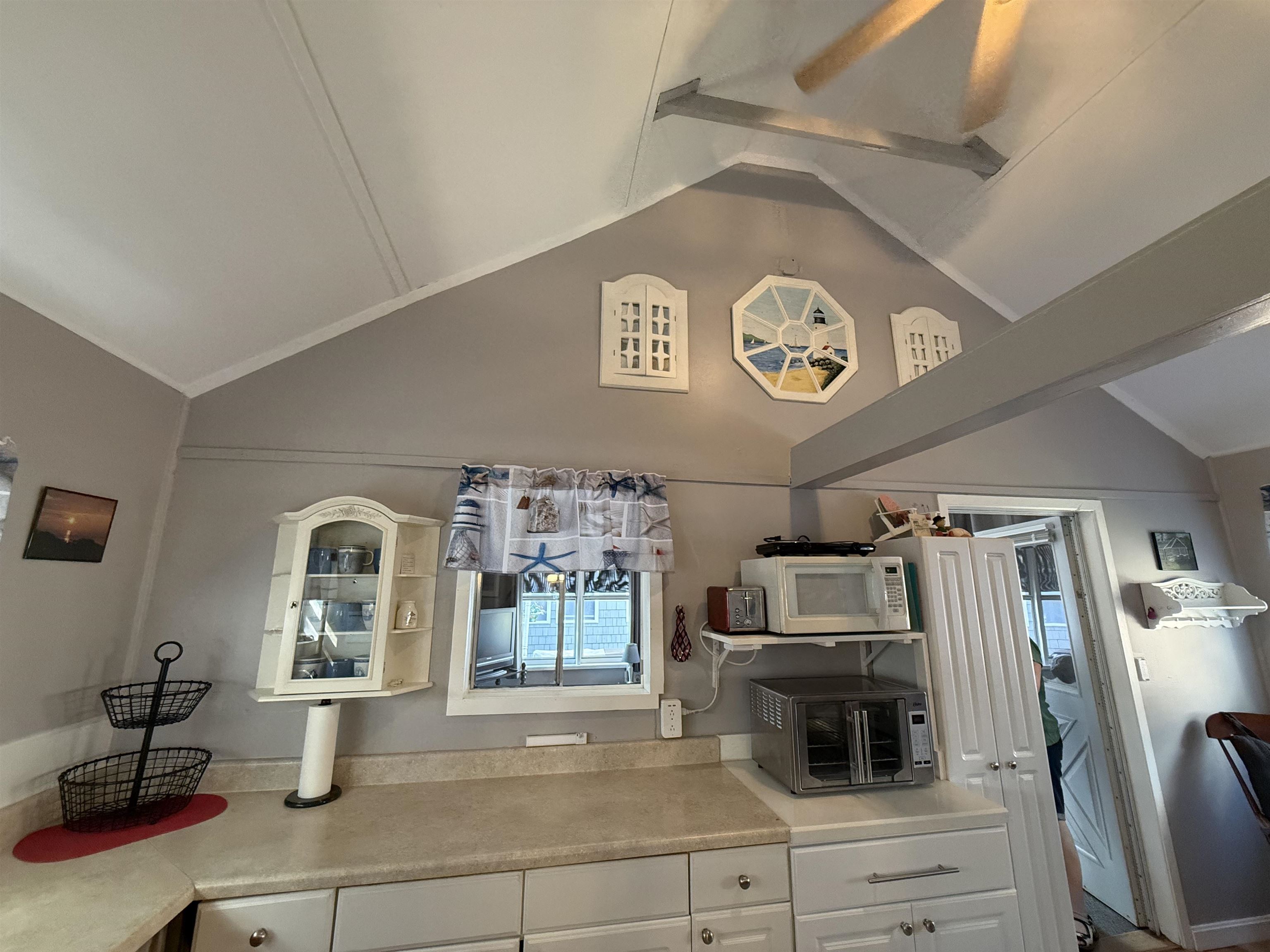 Photo 20 of 47