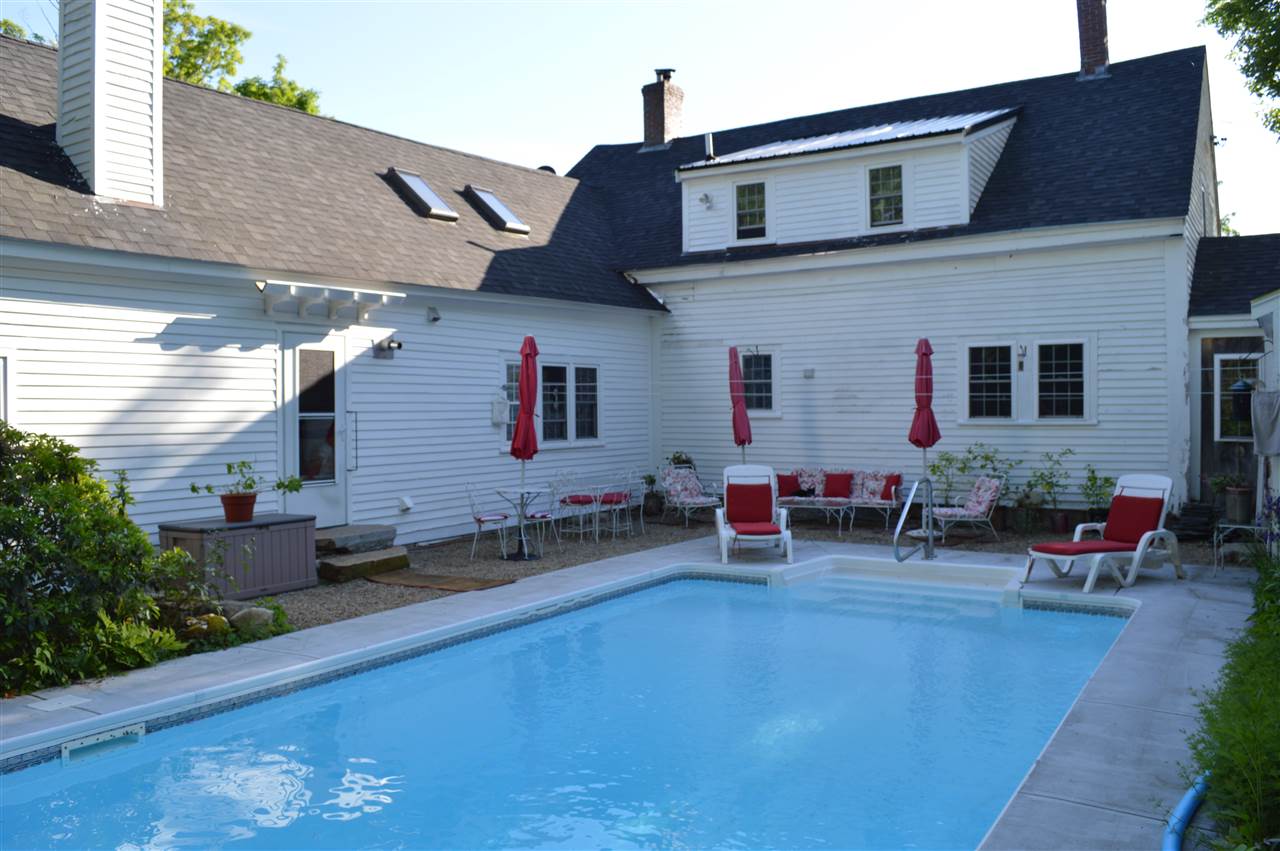 Private Pool Area