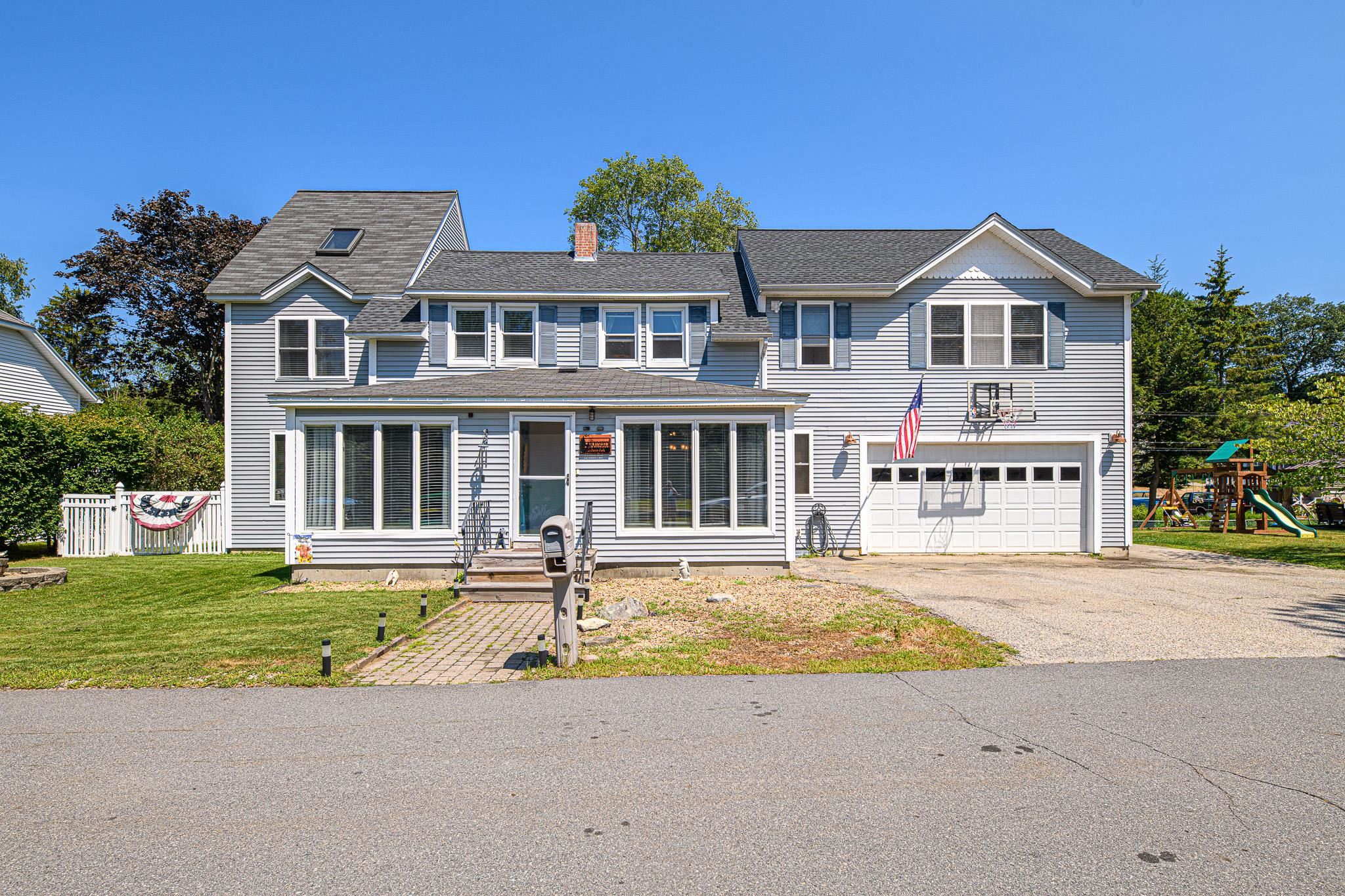 MLS 5054921: 12 Davis Park, Plaistow NH