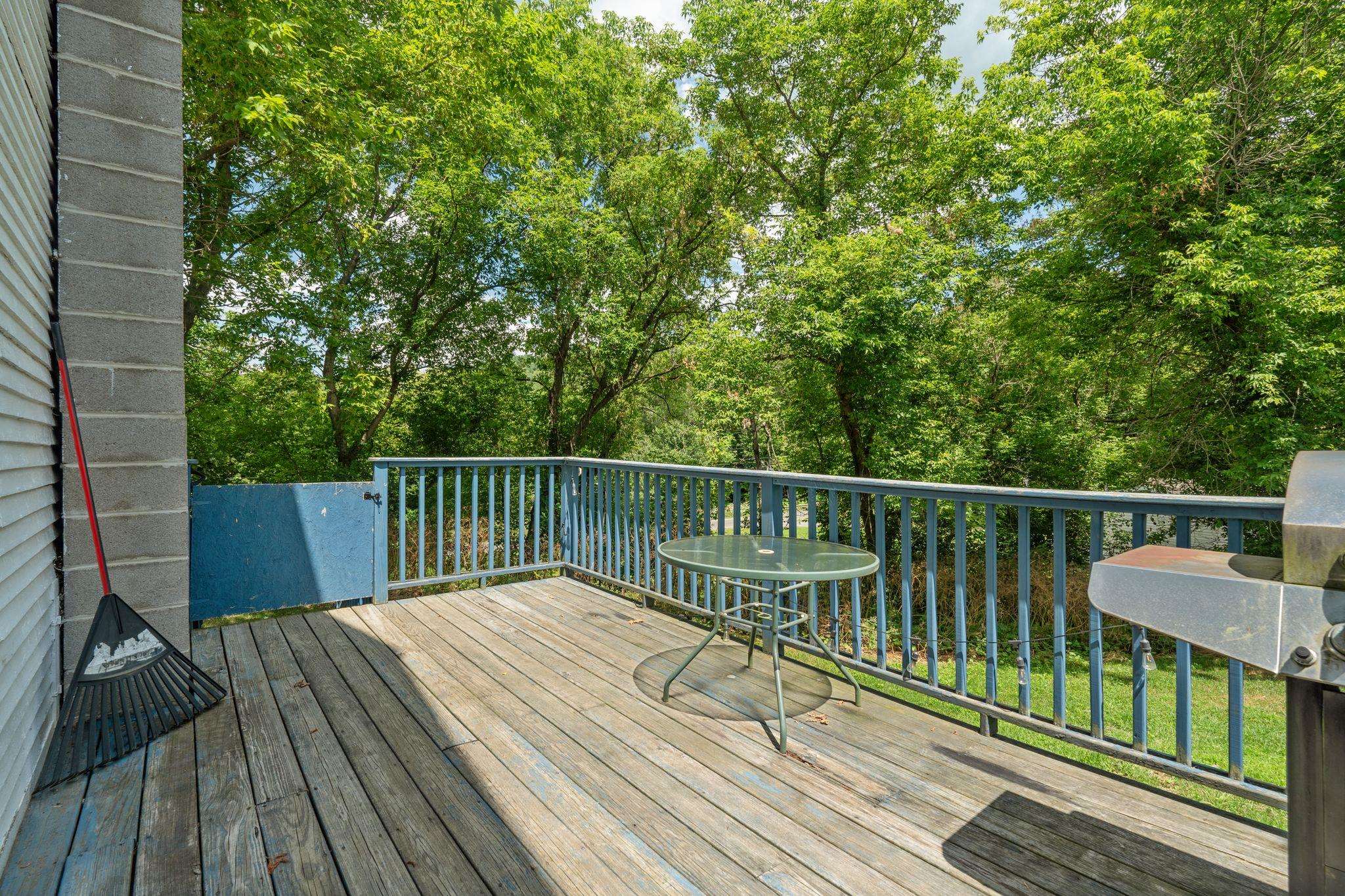 Apt Private Deck