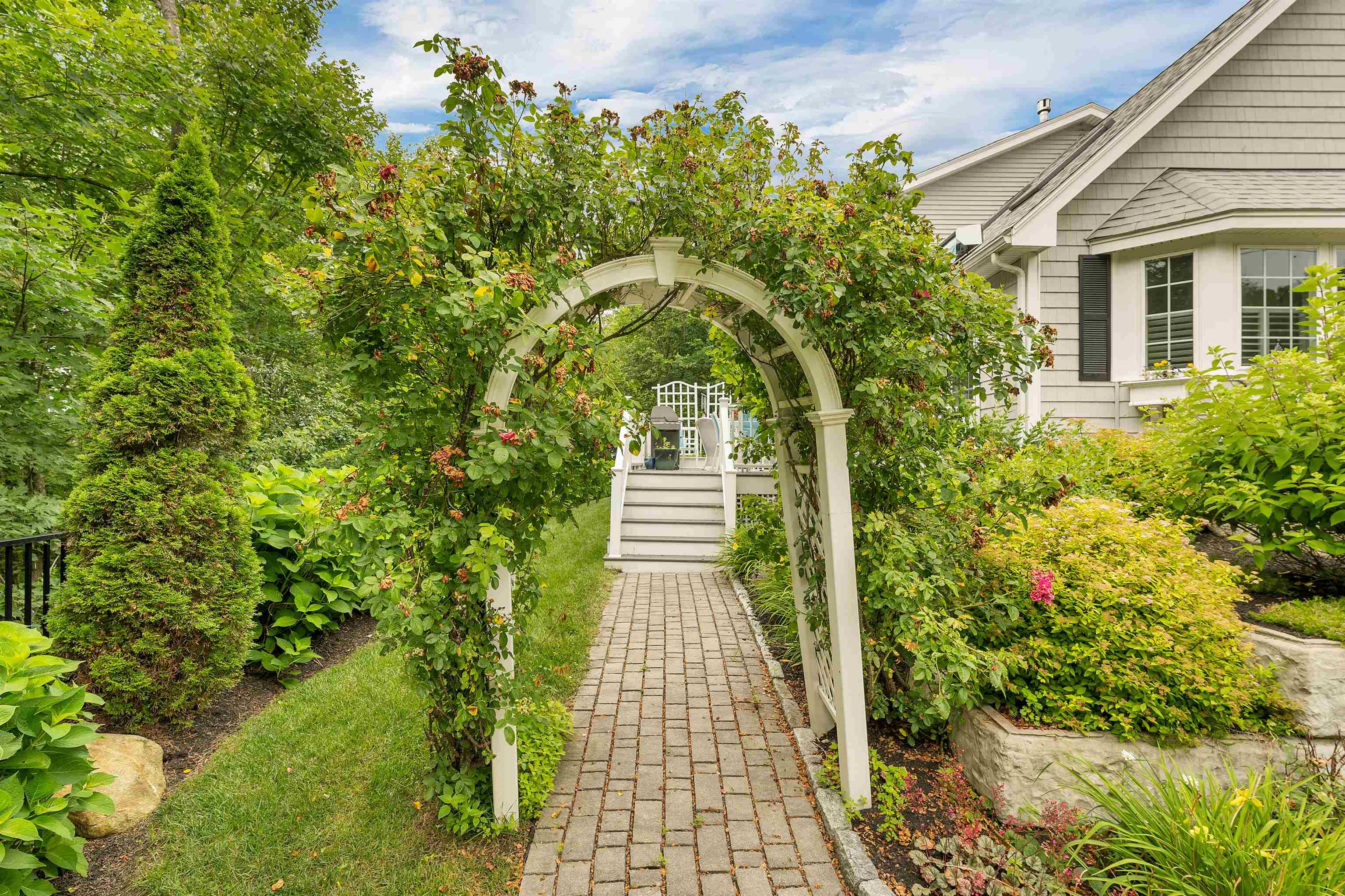 Entrance to deck