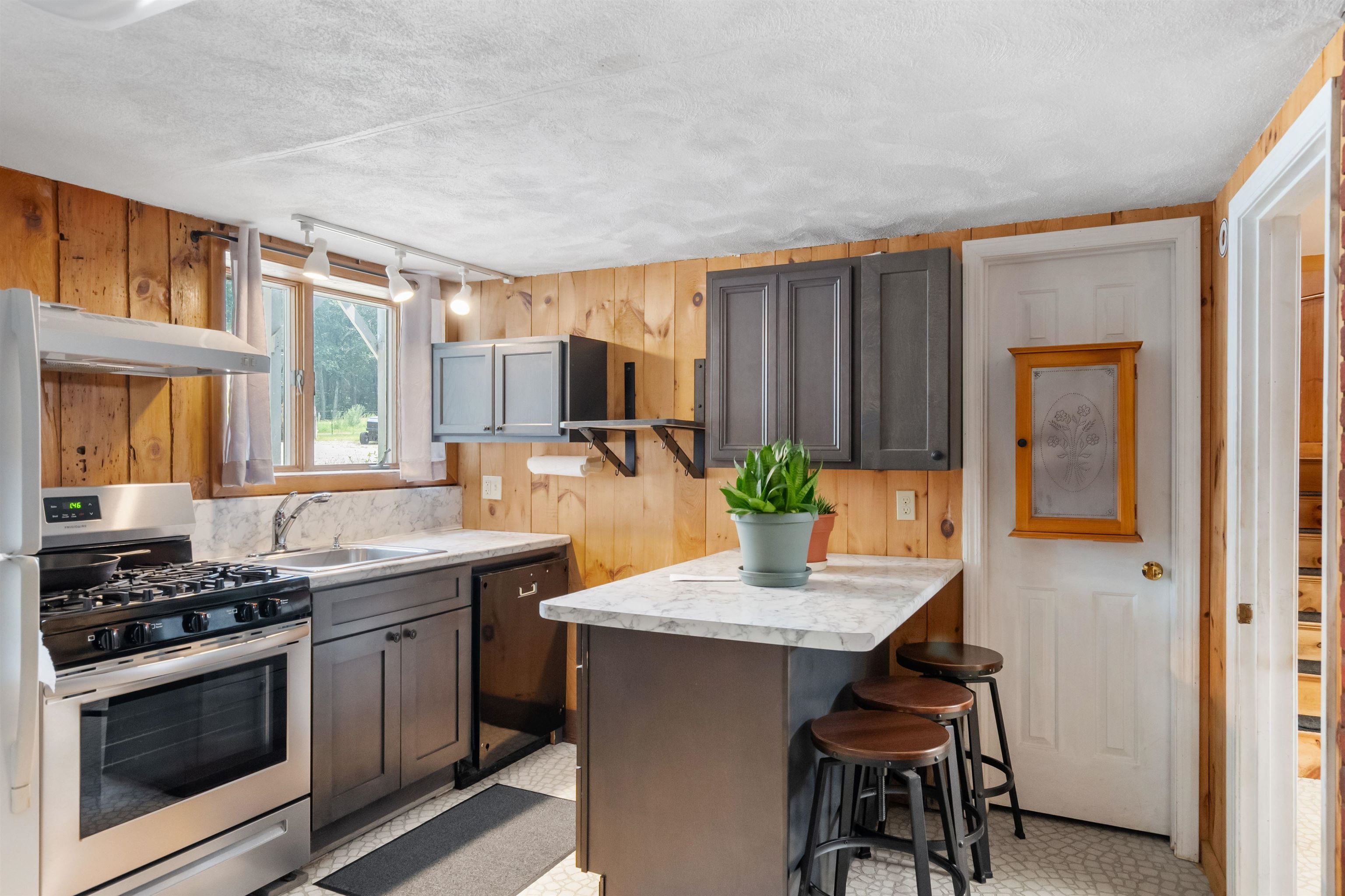 Lower level in-law