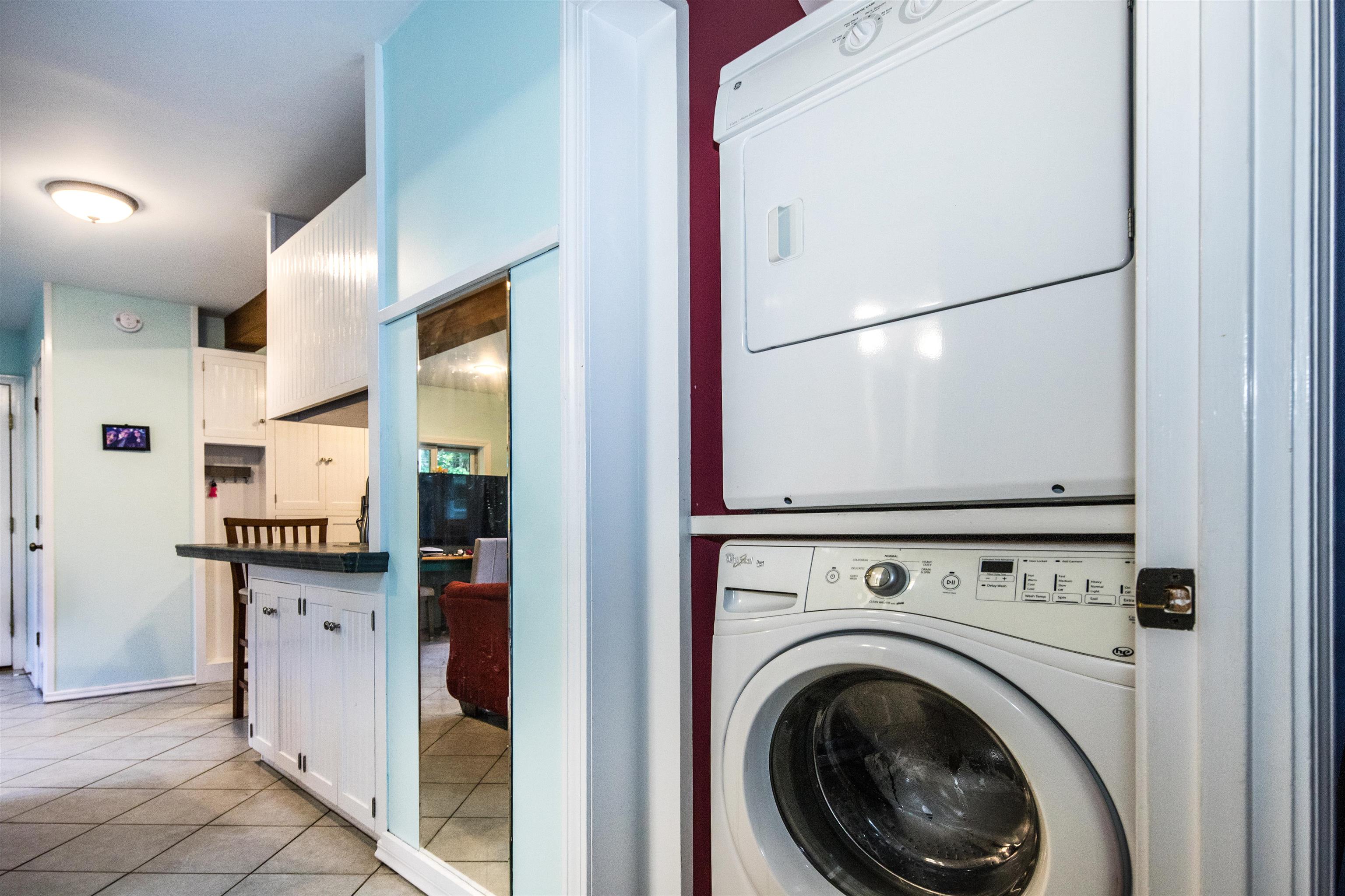 APARTMENT WASHER DRYER STACKABLES