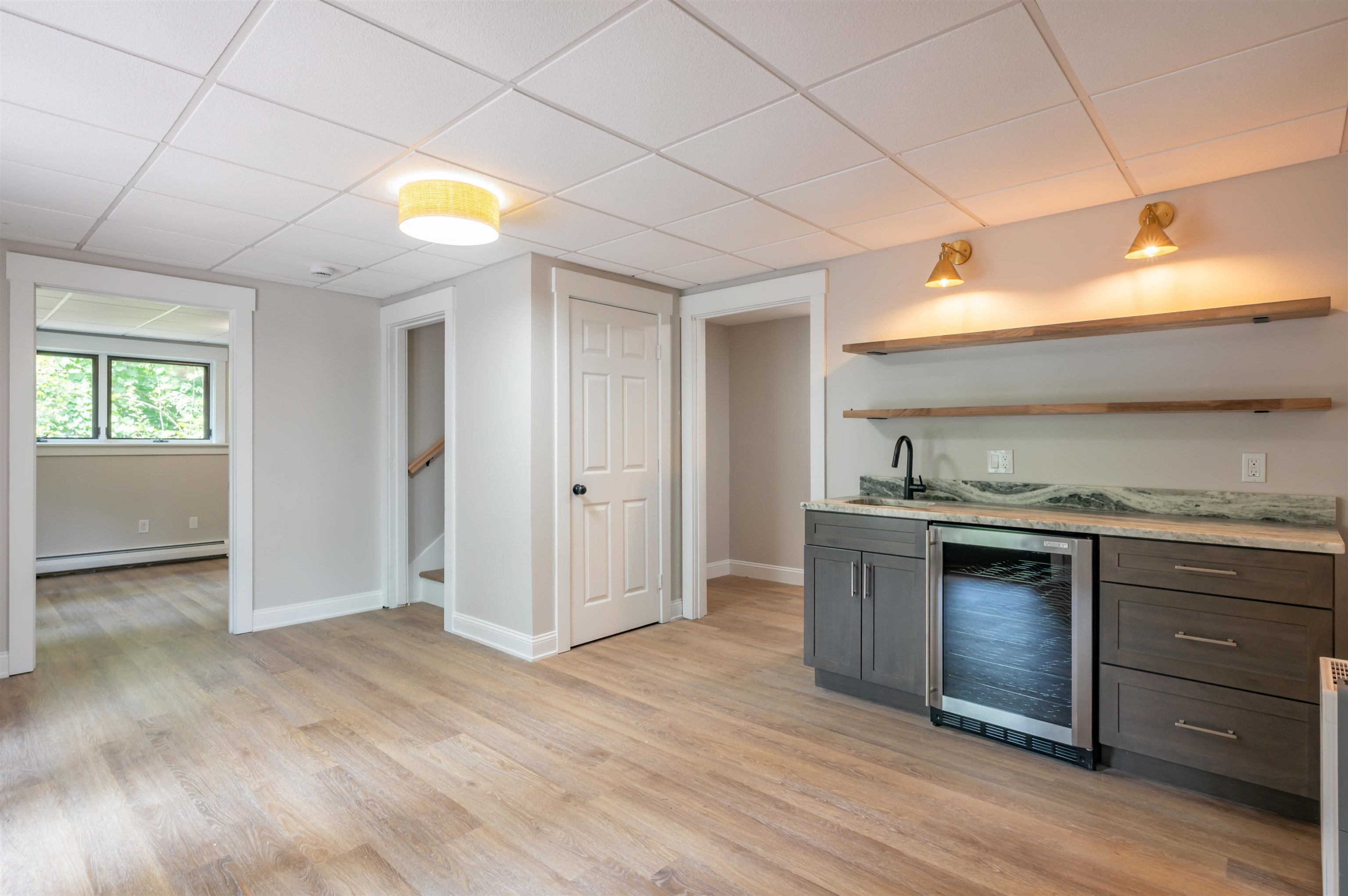 Lower level wet bar