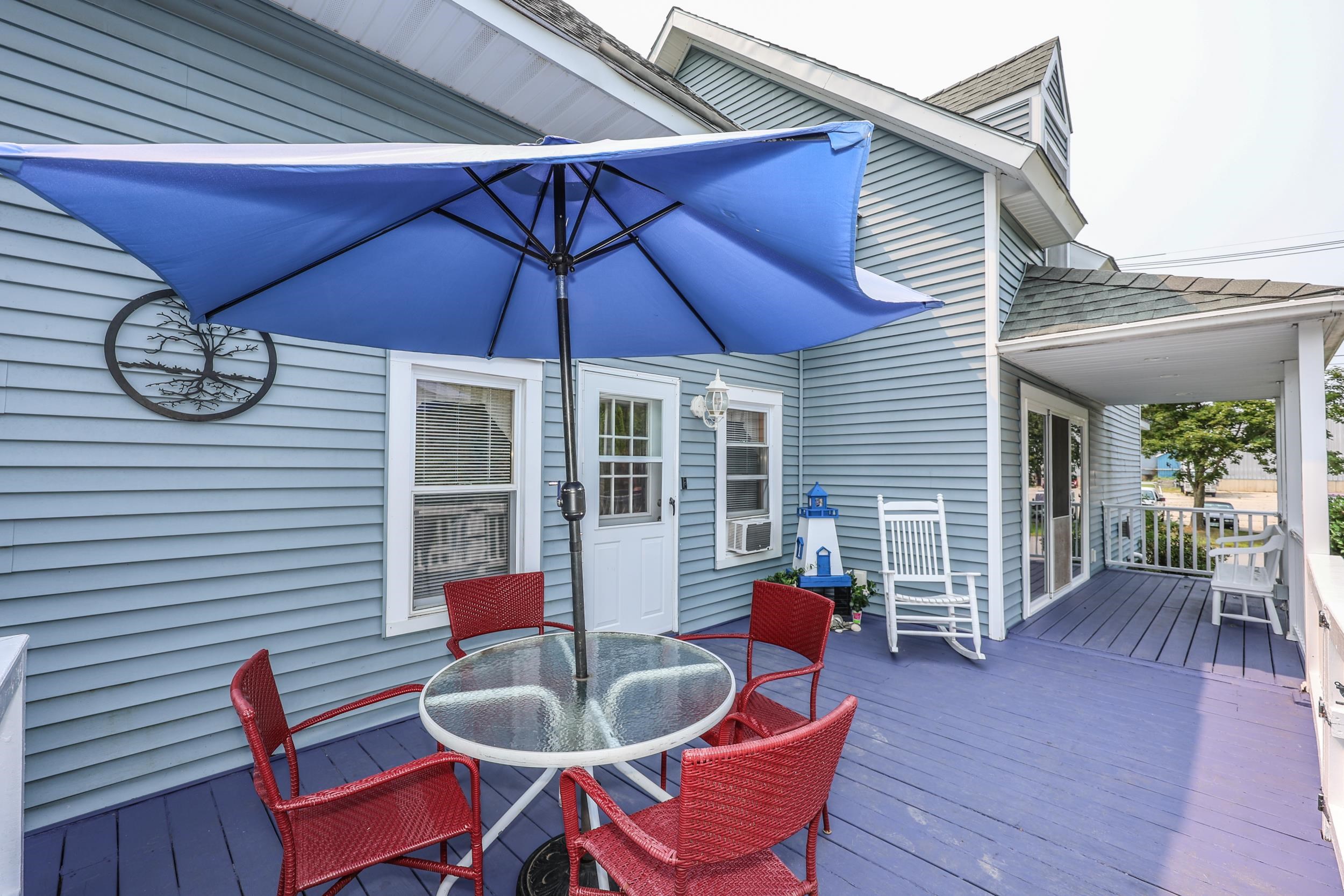 Side Porch & Covered Porch