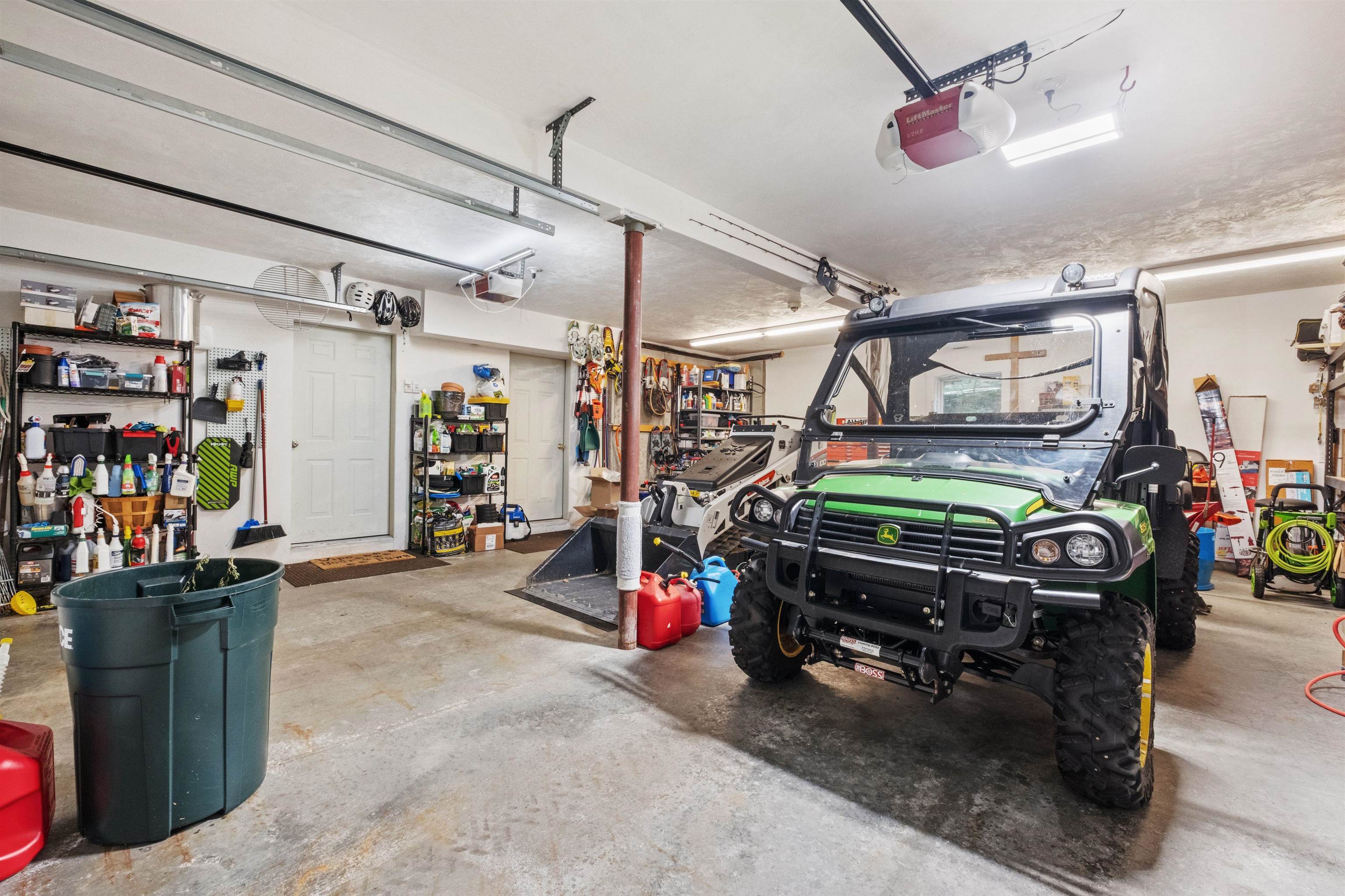 2 Car Garage-Under 23855776