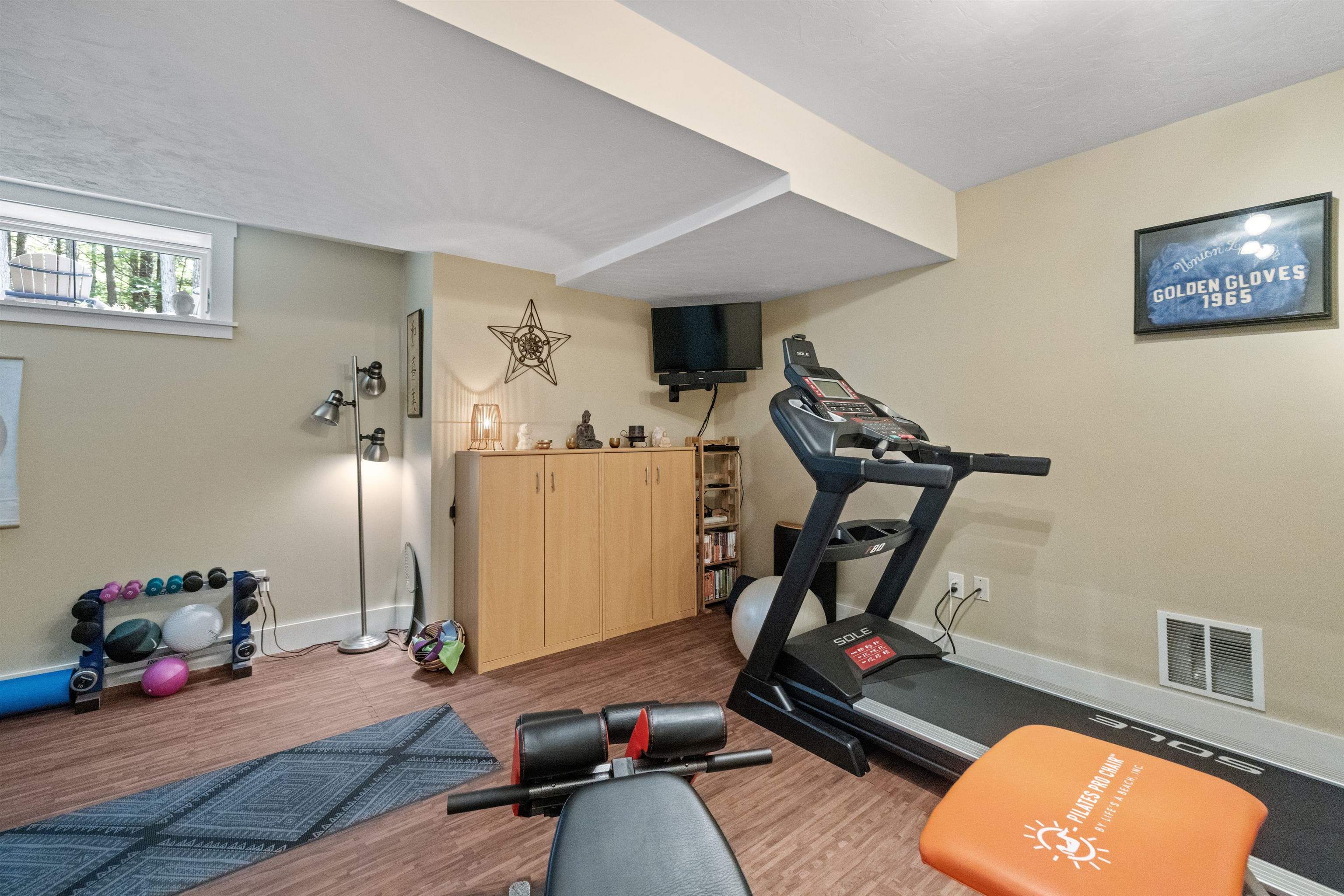 Exercise/Yoga Room 23922534