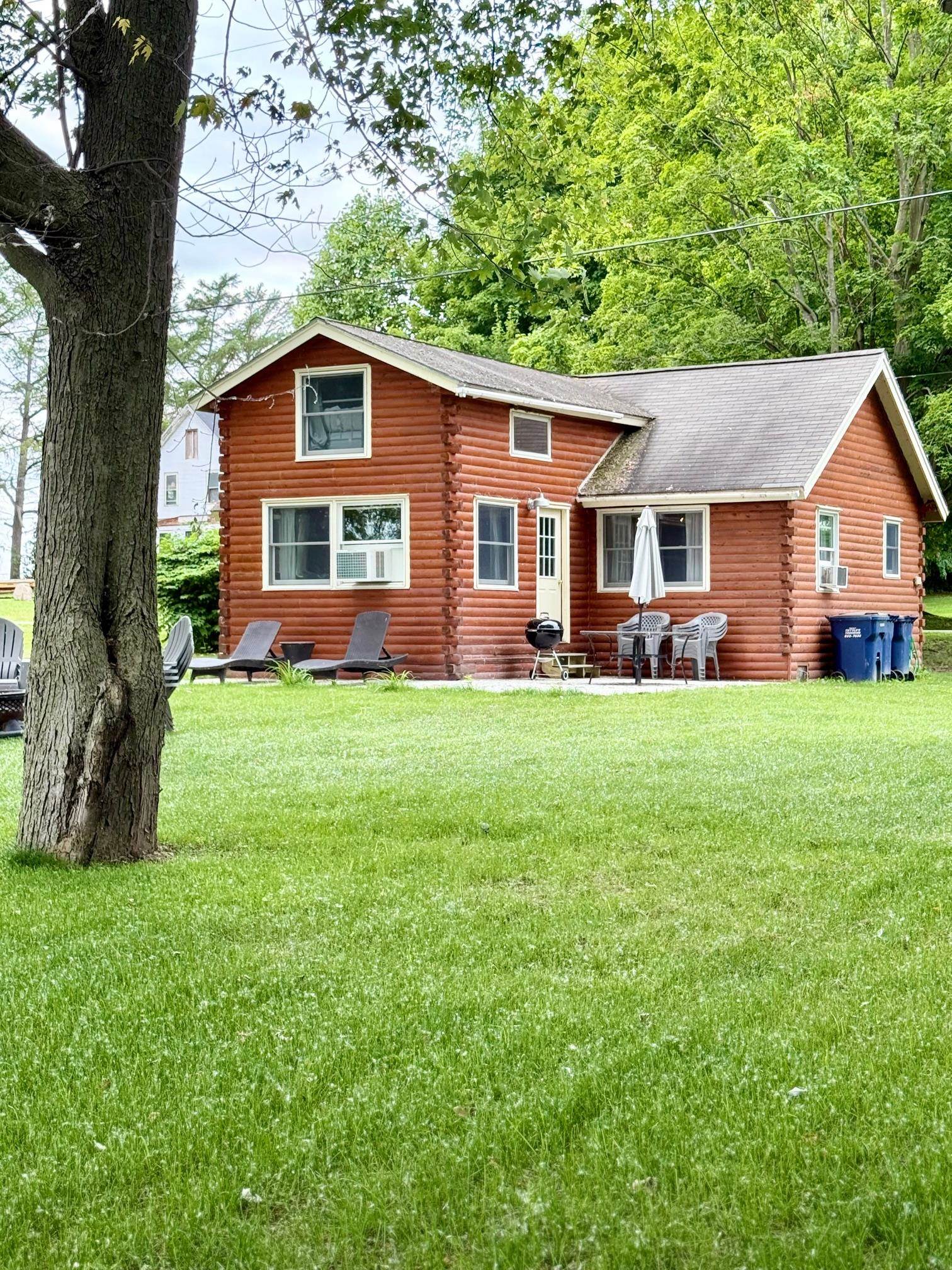 Homes for sale in North Hero, VT | 880 Lakeview Dr, North Hero, VT 05474 | MLS# 5055917