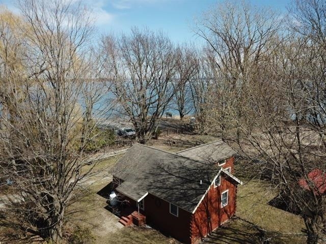 Homes for sale in North Hero, VT | 880 Lakeview Dr, North Hero, VT 05474 | MLS# 5055917