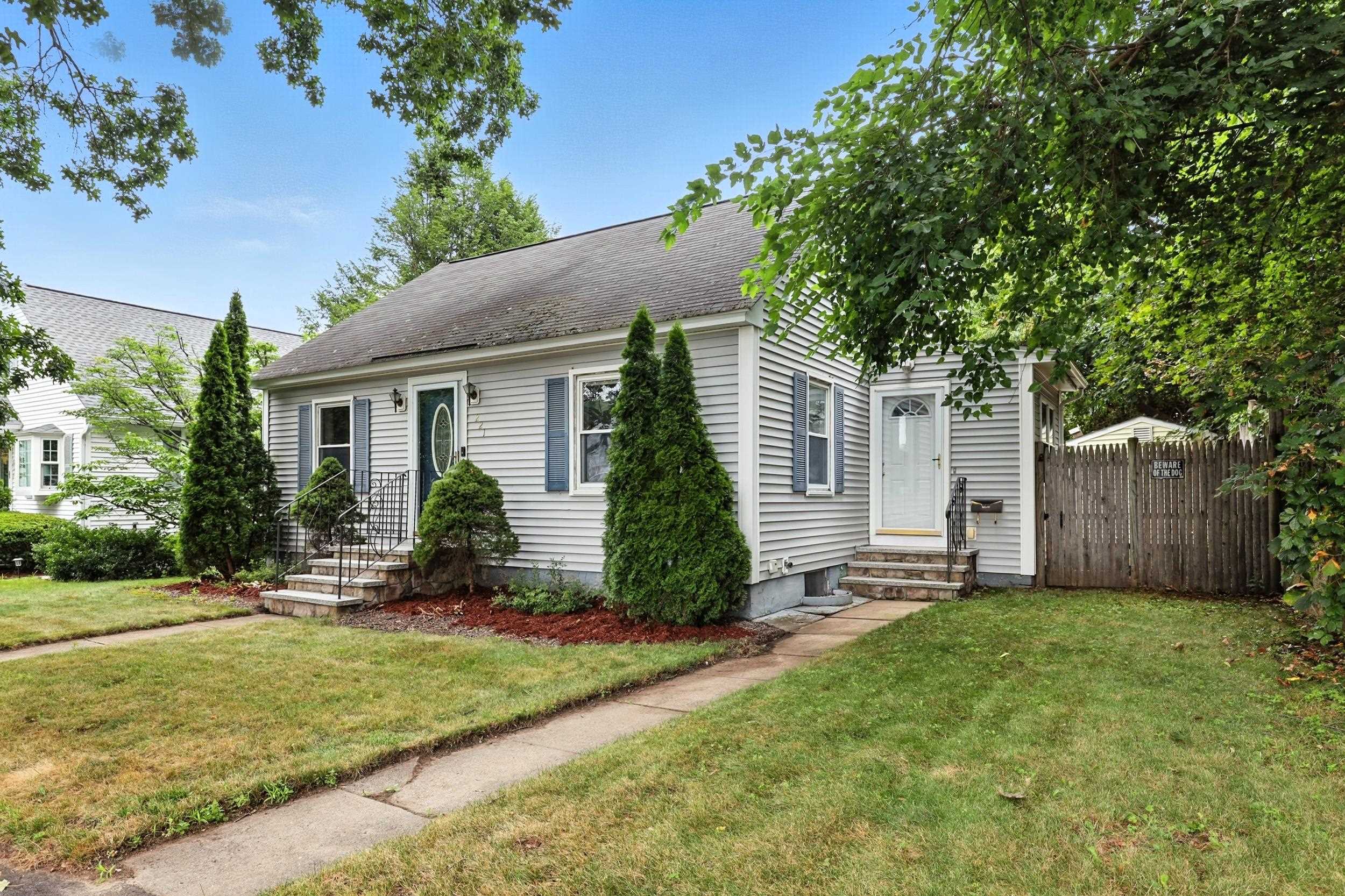 MANCHESTER NH Homes for sale