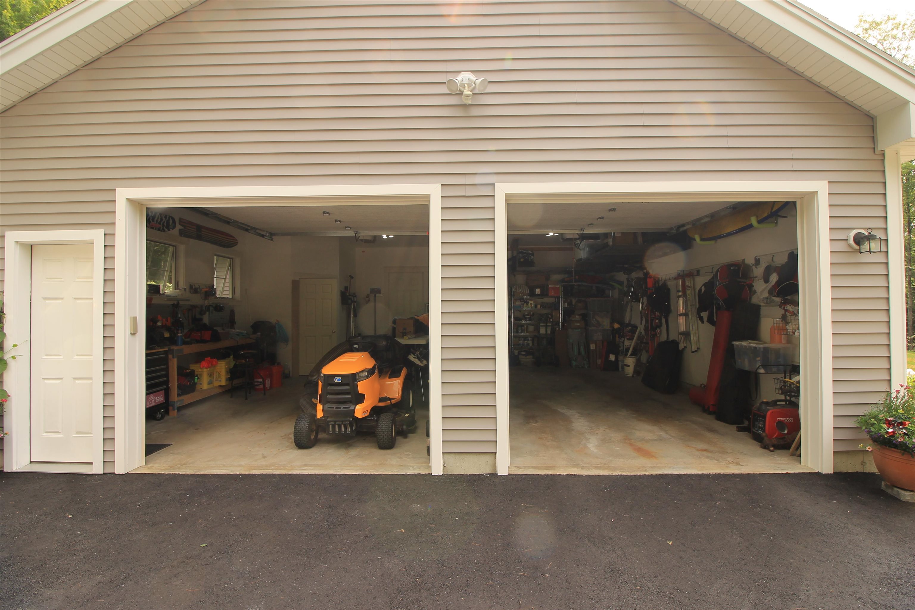 Full 2 car garage with radiant heat