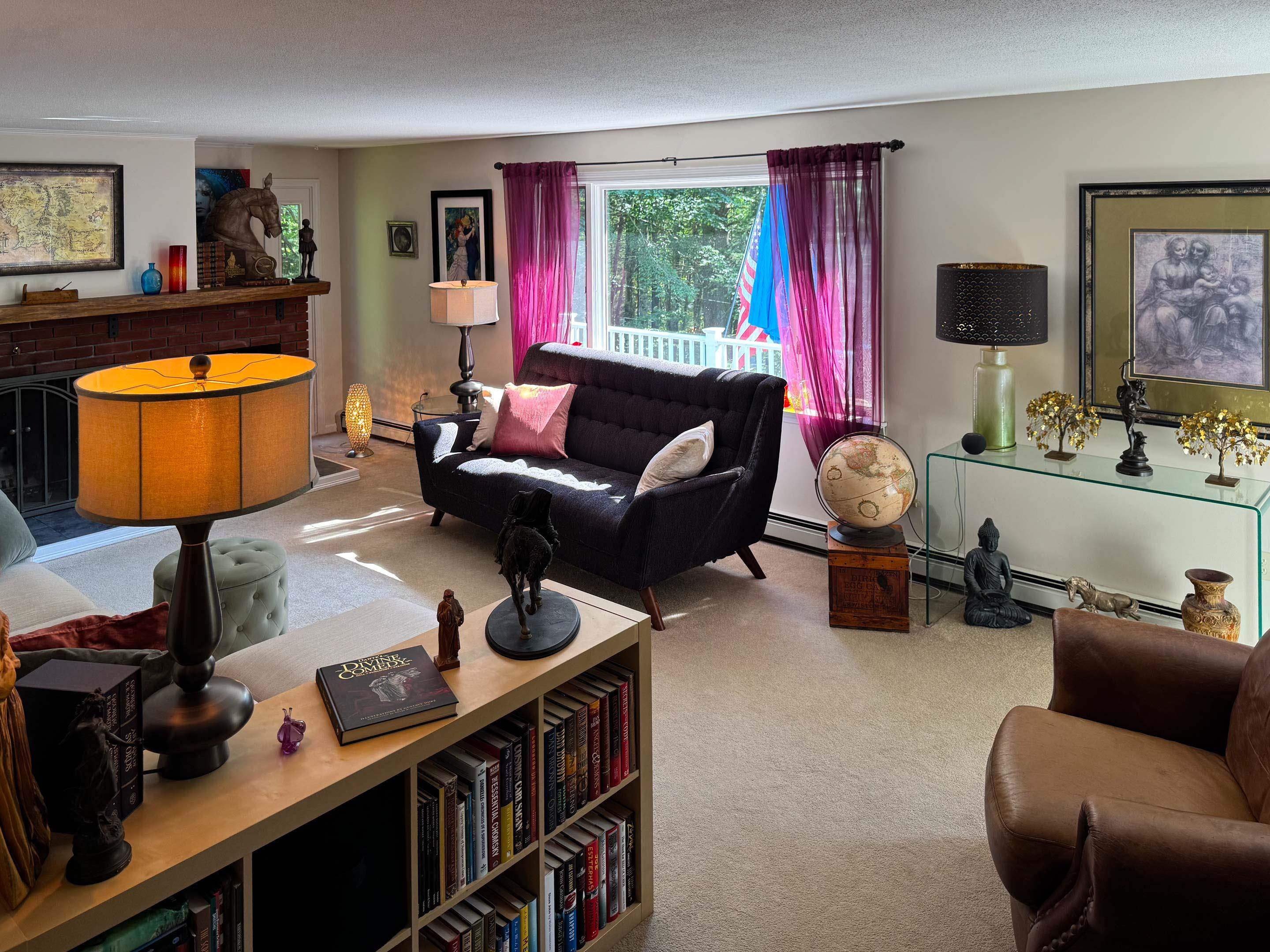 Living Room 23863697