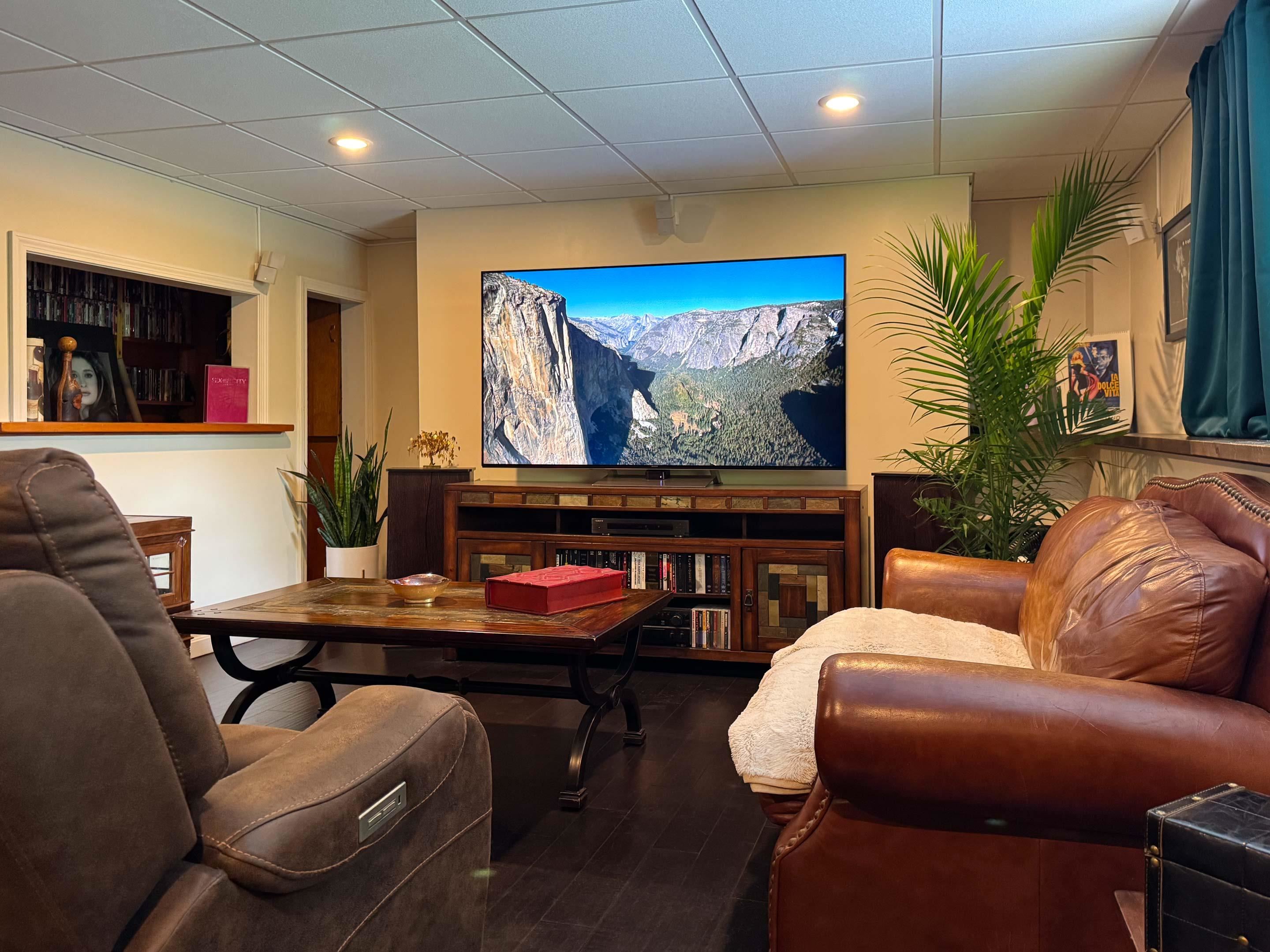 Family/Media Room 23863715