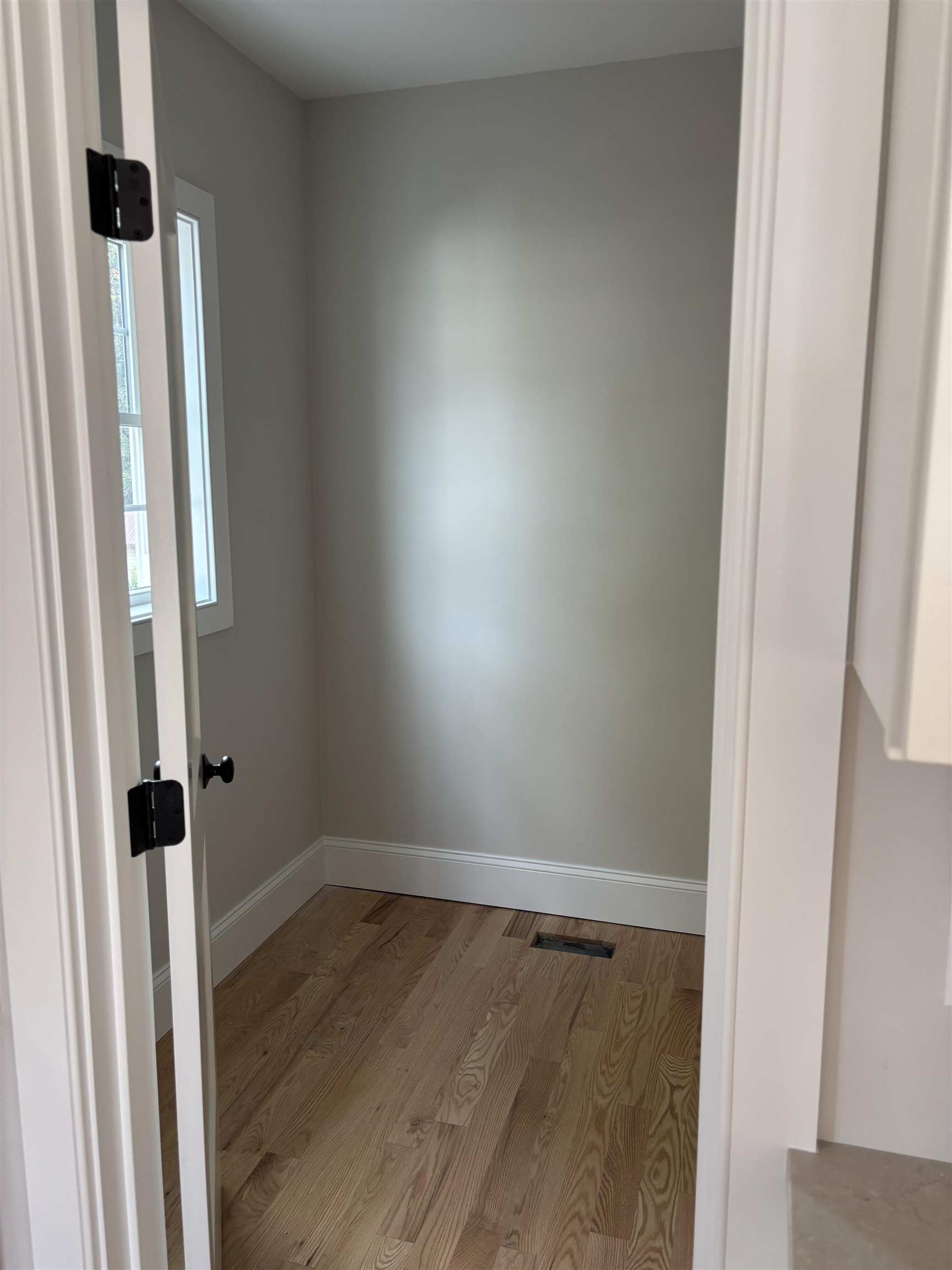 Photo 18 of 40