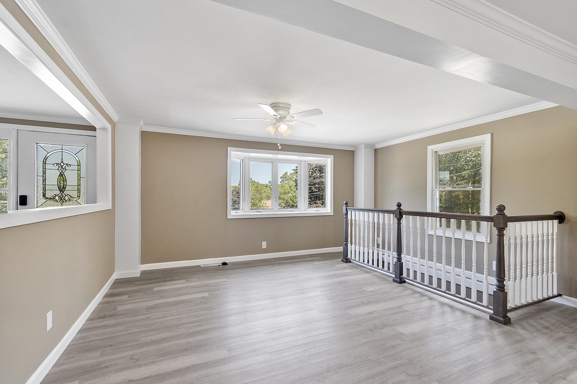 Family Room 23870727